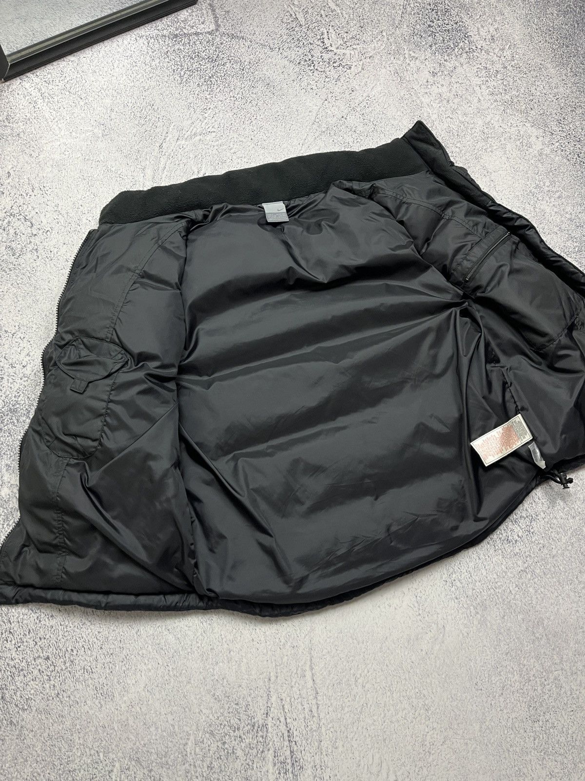 Nike Vintage 00’s Nike Puffer Vest Swoosh Y2K Drill Hype Rare Size US S / EU 44-46 / 1 - 10 Thumbnail