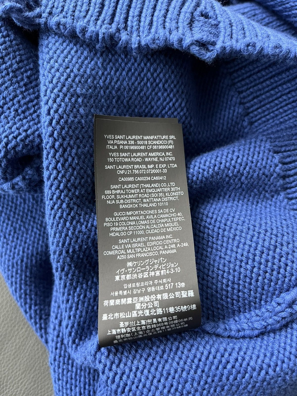 Saint Laurent Paris Super Runway Saint Laurent Sweater Distressed Size US L / EU 52-54 / 3 - 10 Thumbnail
