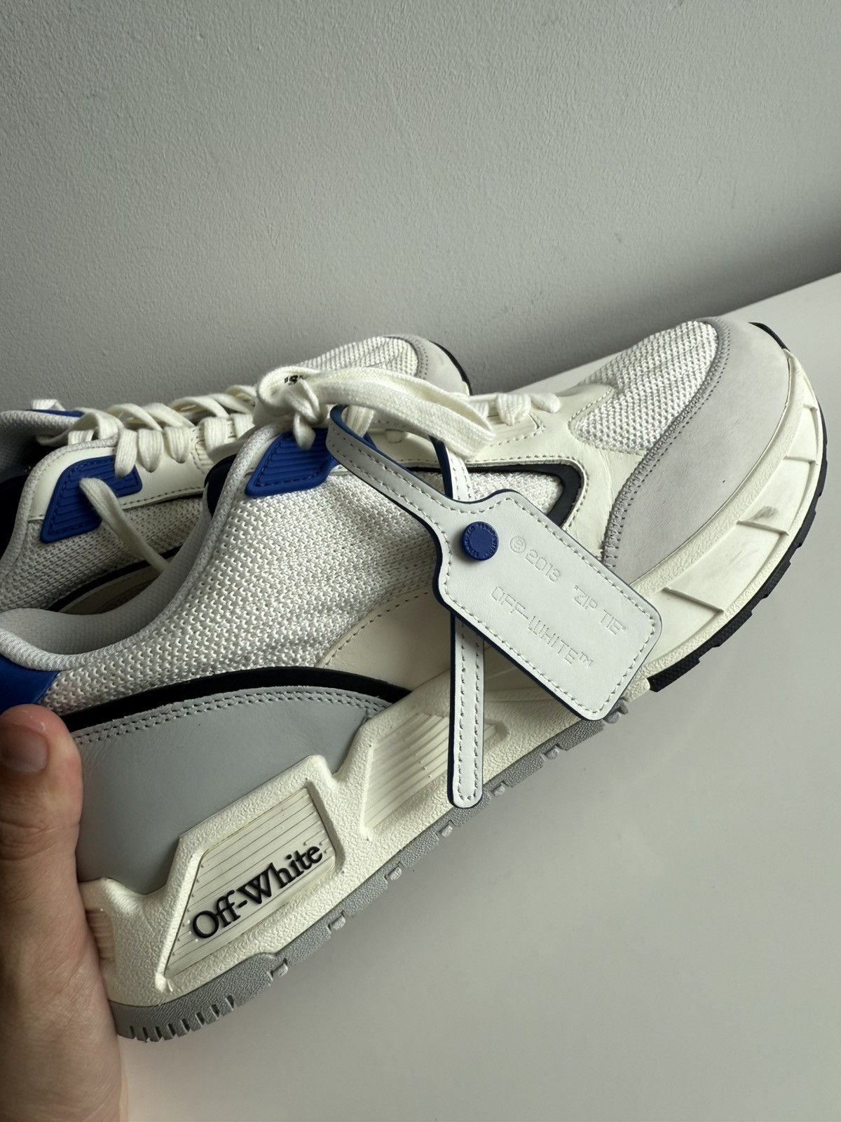 Off-White Off-White Kick Off Low Top Sneakers White Blue Size 43 EU Size US 10 / EU 43 - 2 Thumbnail