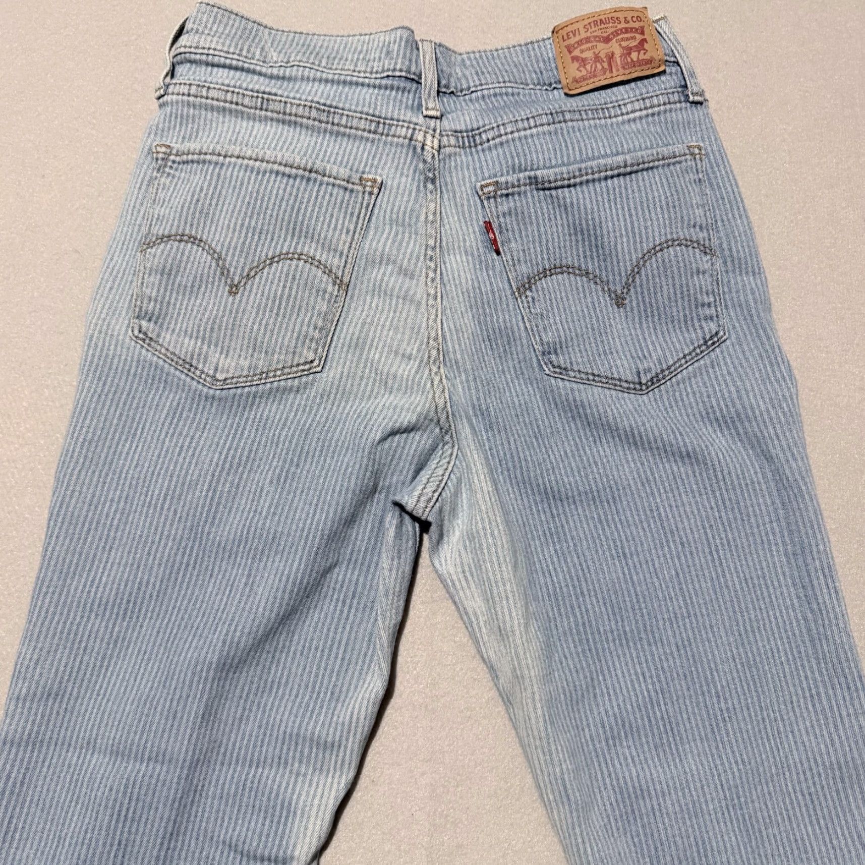 Levi's Levi's Levi's 724 High-Rise Straight Jeans Blue Women 27 Denim Zip-Fly 5-Pocket Design Regular Stretch Vintage No 90s City USA 724 Jeans Women Blue 27 Size 27" / US 4 / IT 40 - 6 Thumbnail