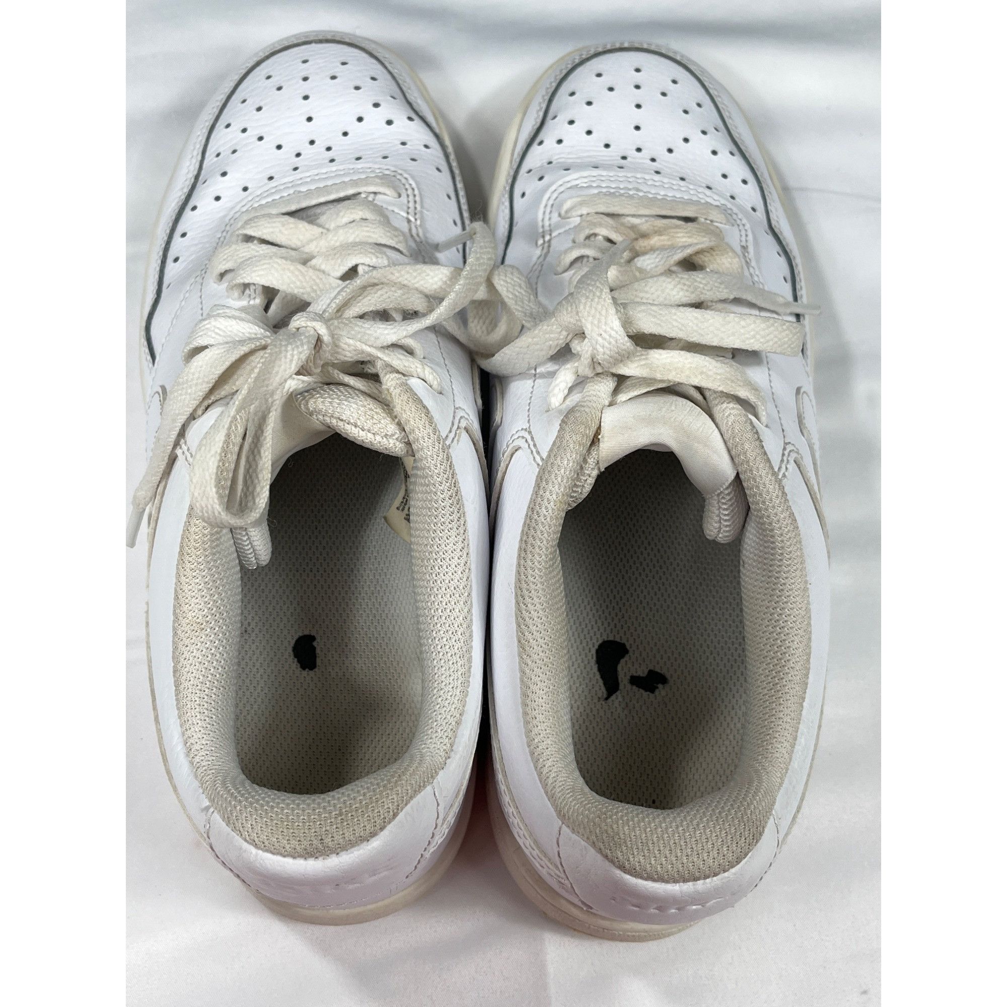 Nike Nike Mens White Leather Athletic Sneakers Size 9 SKU 7357 Size US 9 / EU 42 - 8 Thumbnail