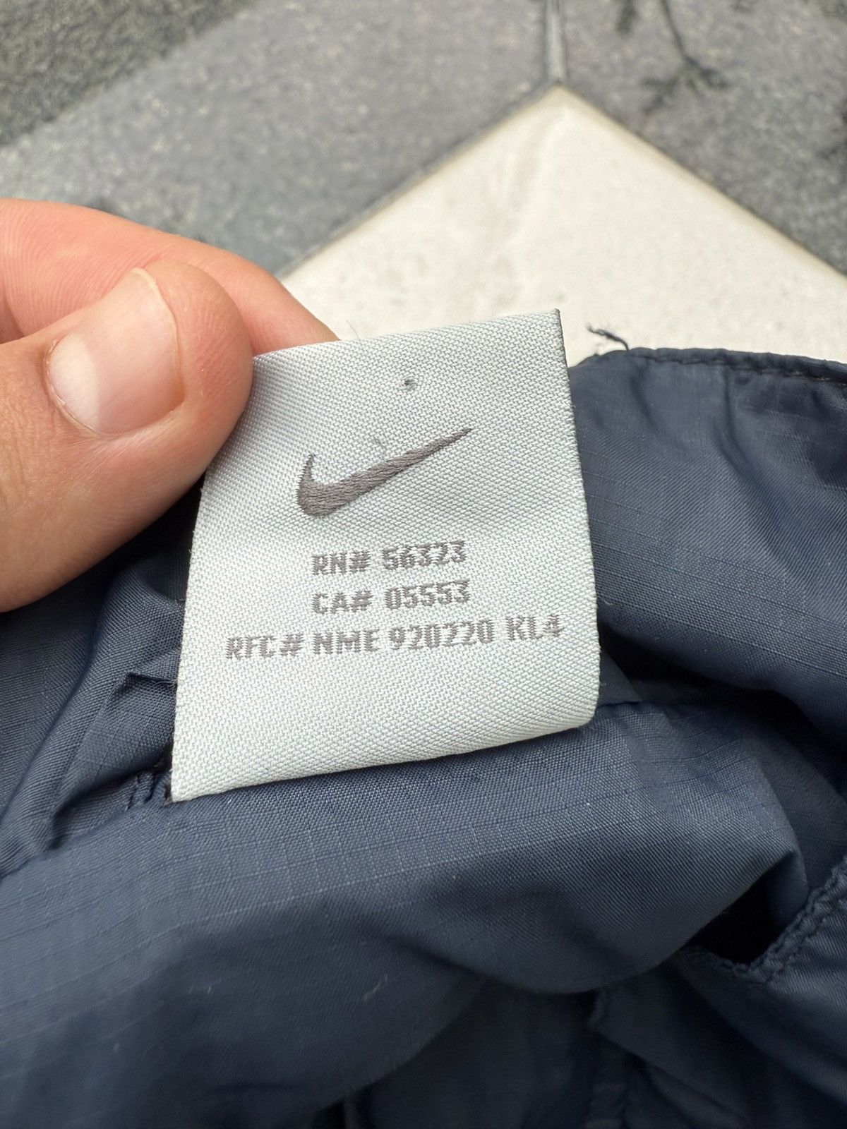 Nike 90’s NIKE RARE SWOOSH Y2K RETROLOGO VINTAGE NYLON ZIP JACKET Size US M / EU 48-50 / 2 - 8 Thumbnail