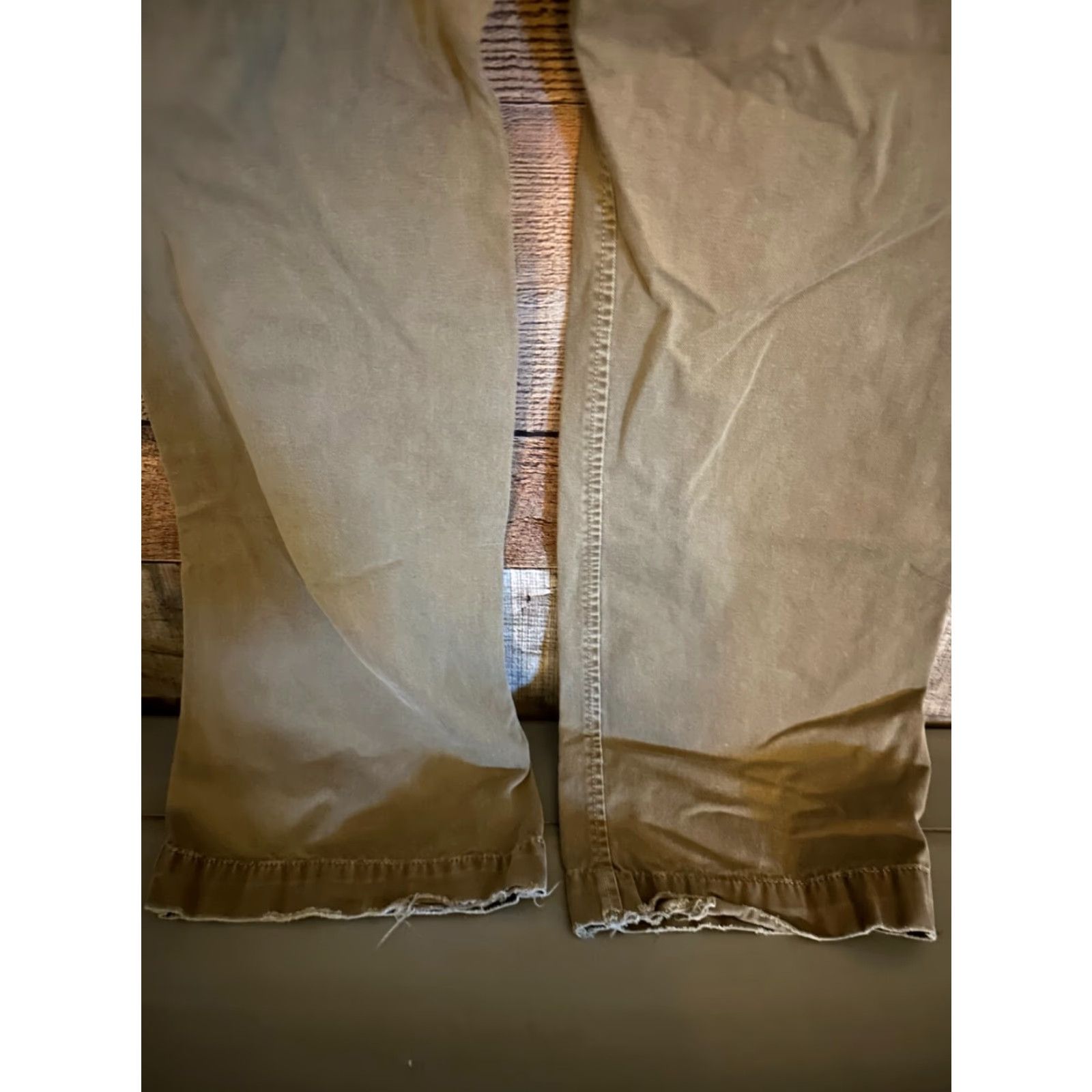 American Eagle Outfitters American Eagle Outfitters Khaki Pants Men Tan 31x32 Flat Front Straight Leg Casual Pockets Zip 100% Cotton Beige Beige? Size US 31 - 4 Thumbnail