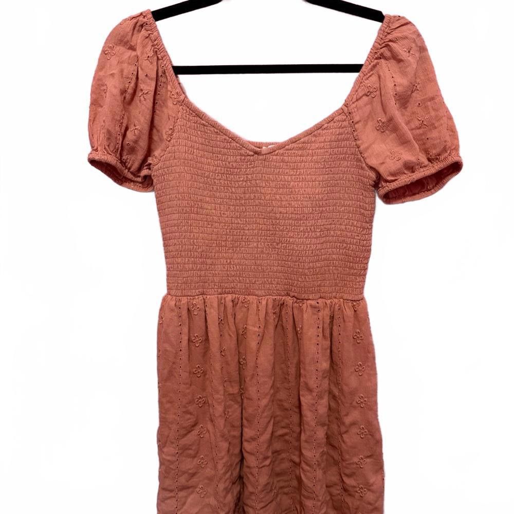 Designer Chic Puff Sleeve Smocked Dress in Terracotta Size S / US 4 / IT 40 - 1 Thumbnail