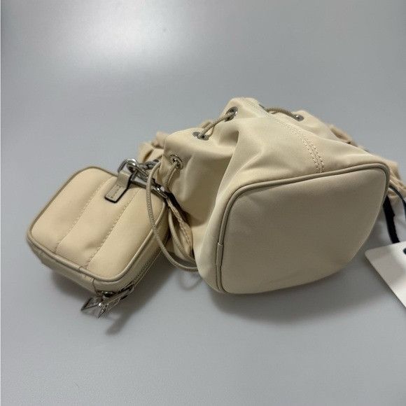 Moncler Moncler Double Pouch Top Handle Bag White Size ONE SIZE - 10 Thumbnail