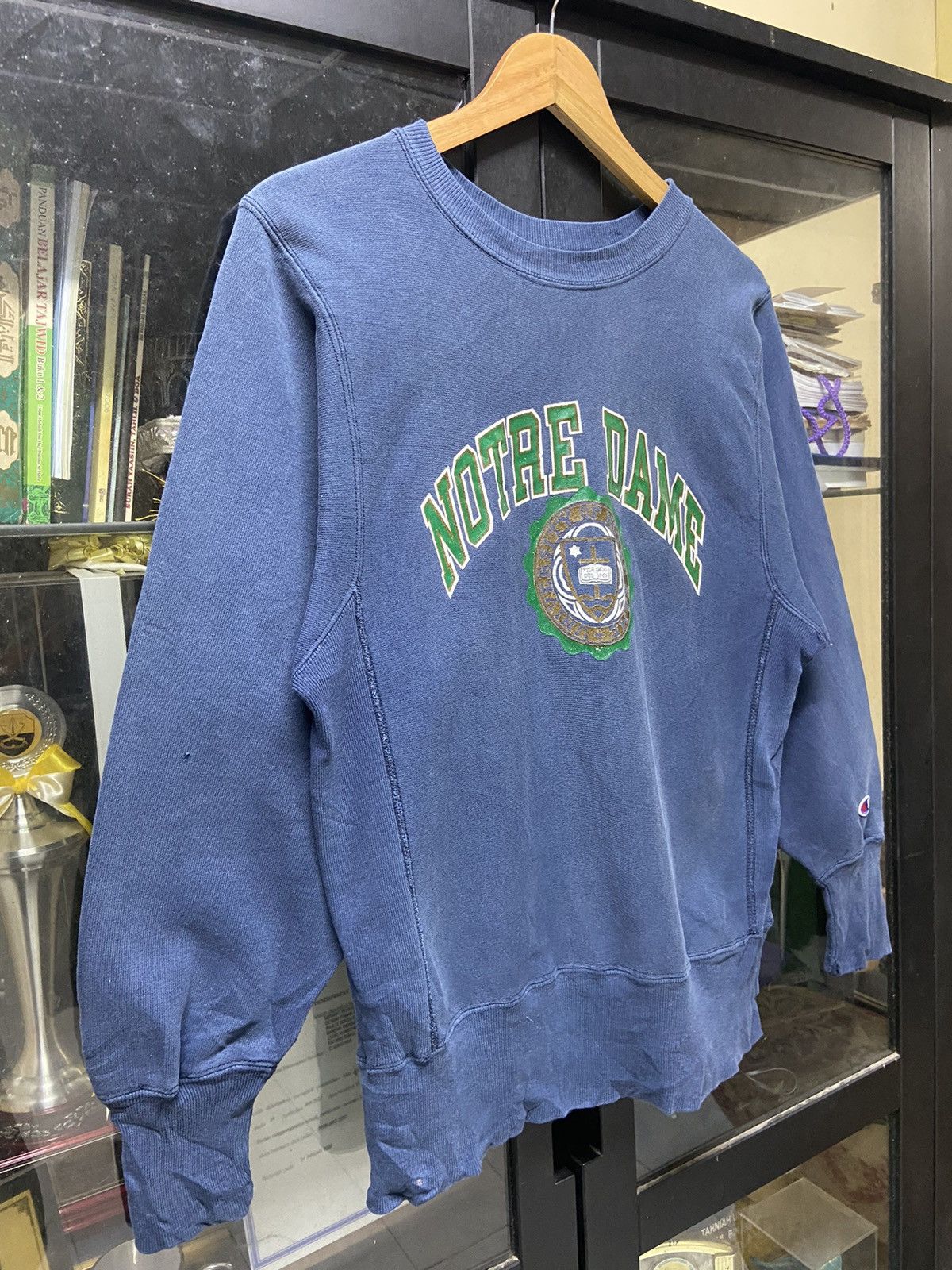Champion Vintage Champion Notre Dame Reverse wave Sweashirt Size US S / EU 44-46 / 1 - 2 Thumbnail