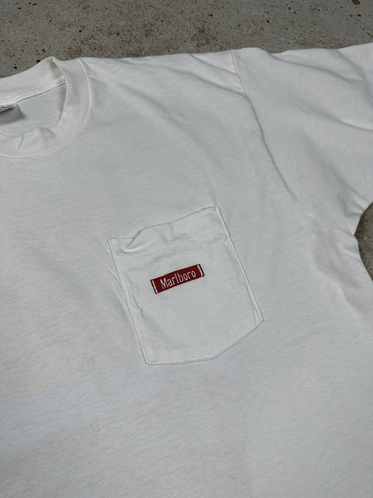 Marlboro × Vintage Vintage 90s Marlboro Country Store Big Back Print White Tee Size US XL / EU 56 / 4 - 6 Thumbnail