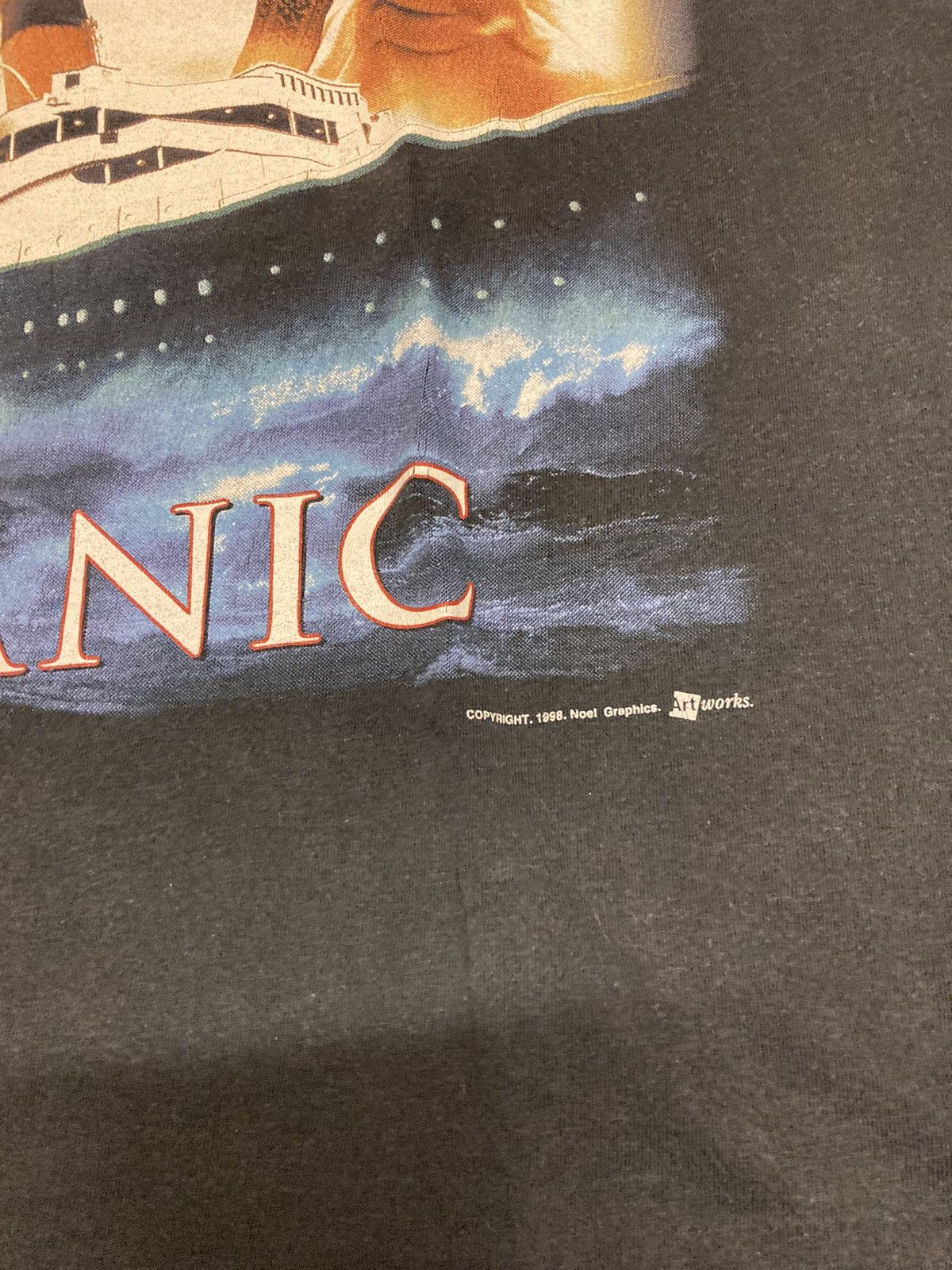 Vintage Titanic vintage 90s t shirt official promo Size US XL / EU 56 / 4 - 2 Thumbnail