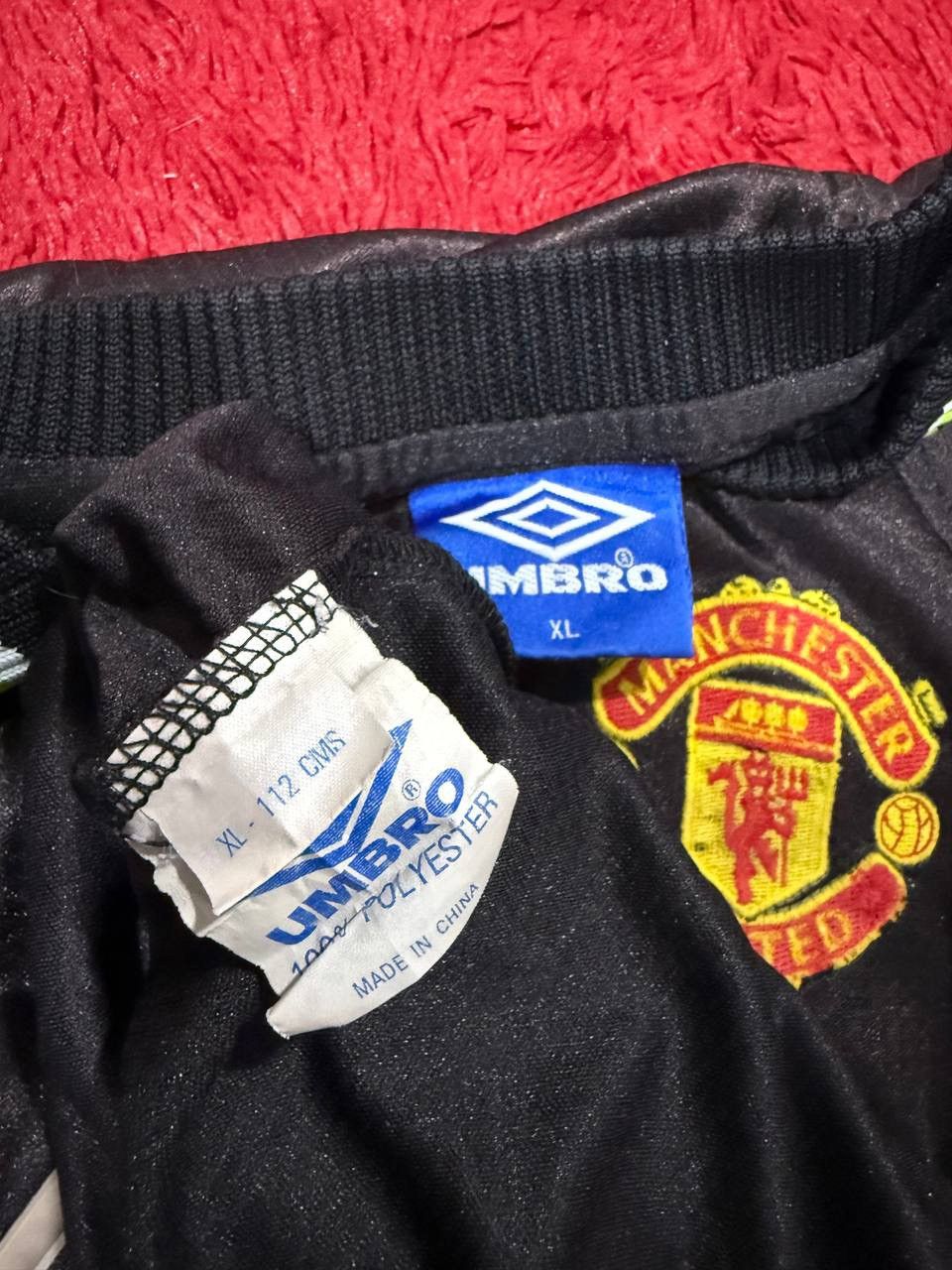 Umbro Vintage Manchester United 1998-99 Third Umbro Jersey Size XL Size US XL / EU 56 / 4 - 5 Thumbnail
