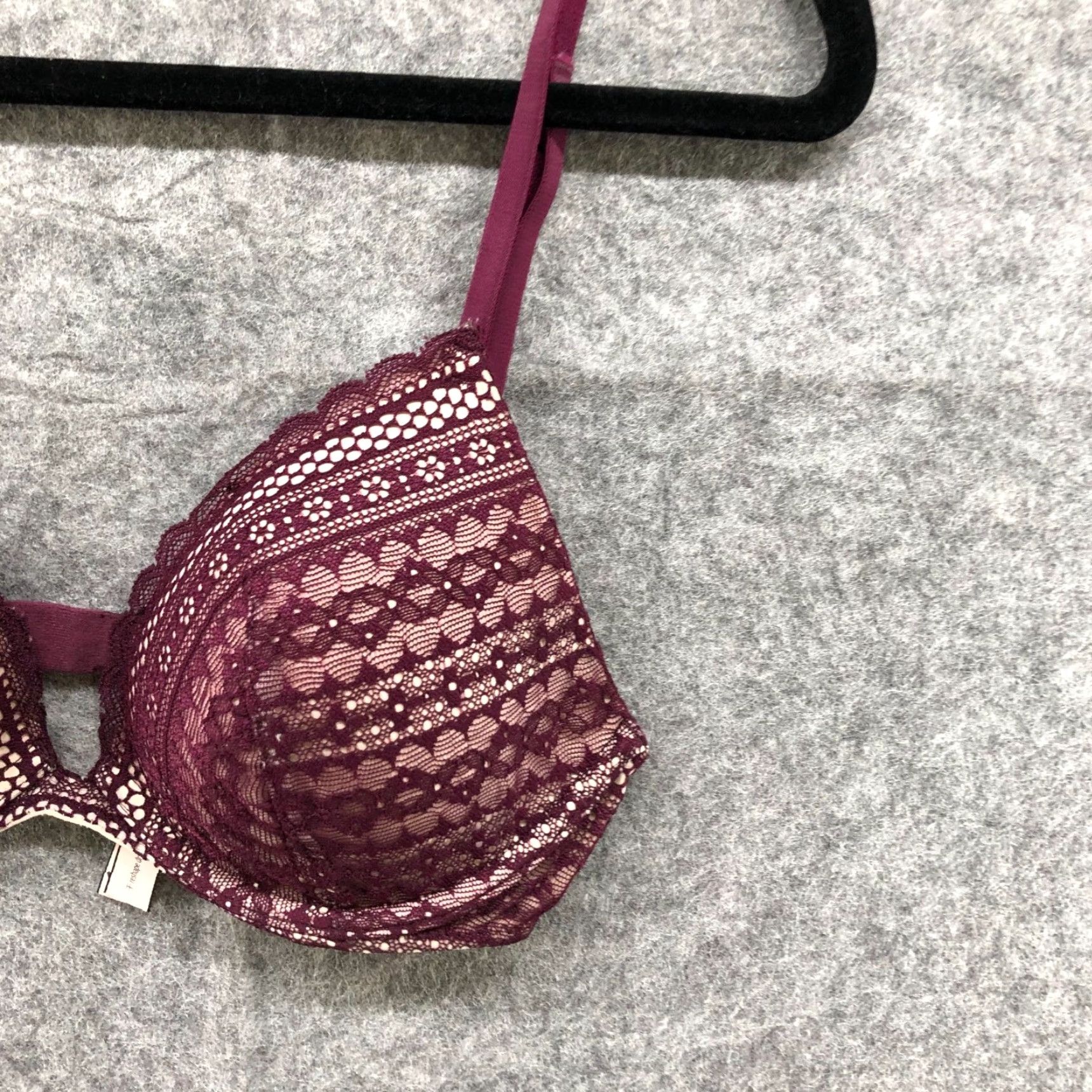 Victoria's Secret Victoria's Secret Plunge Bra 32D Purple Burgundy Lace Underwire Padded Size ONE SIZE - 3 Thumbnail