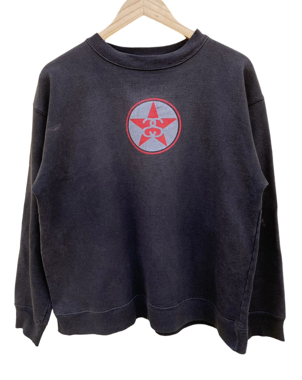 Stussy Vintage Stussy sunfaded big logo spell out sweatshirt Size US L / EU 52-54 / 3 - 3 Thumbnail