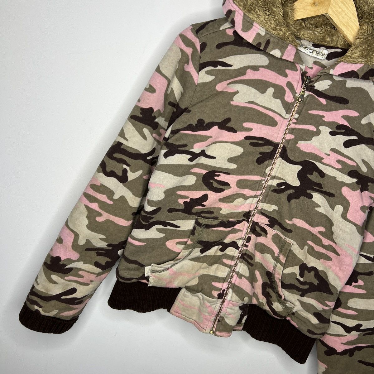 If Six Was Nine × Japanese Brand × Le Grande Bleu (L.G.B.) Vintage Fur Hoodie Giga DX If6was9 LGB Style Sweatshirt Y2K Size M / US 6-8 / IT 42-44 - 3 Thumbnail