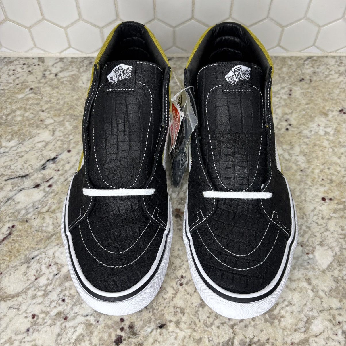 Supreme × Vans Size 13-Vans Sk8-Mid Supreme Croc Corduroy Mustard (2018) Size US 13 / EU 46 - 6 Thumbnail