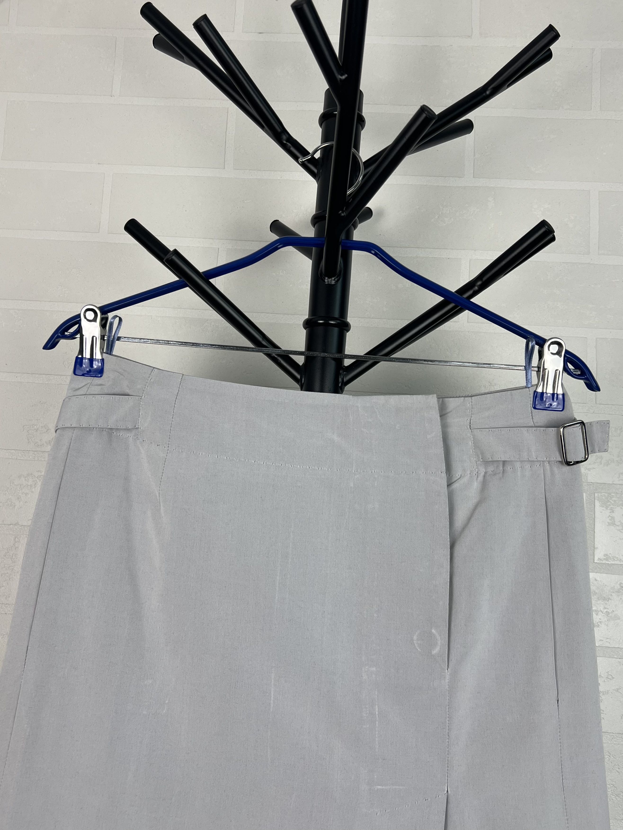 Louis Vuitton LOUIS VUITTON Mini Skirt Side Straps Silver Women’s Size 26" / US 2 / IT 38 - 2 Thumbnail