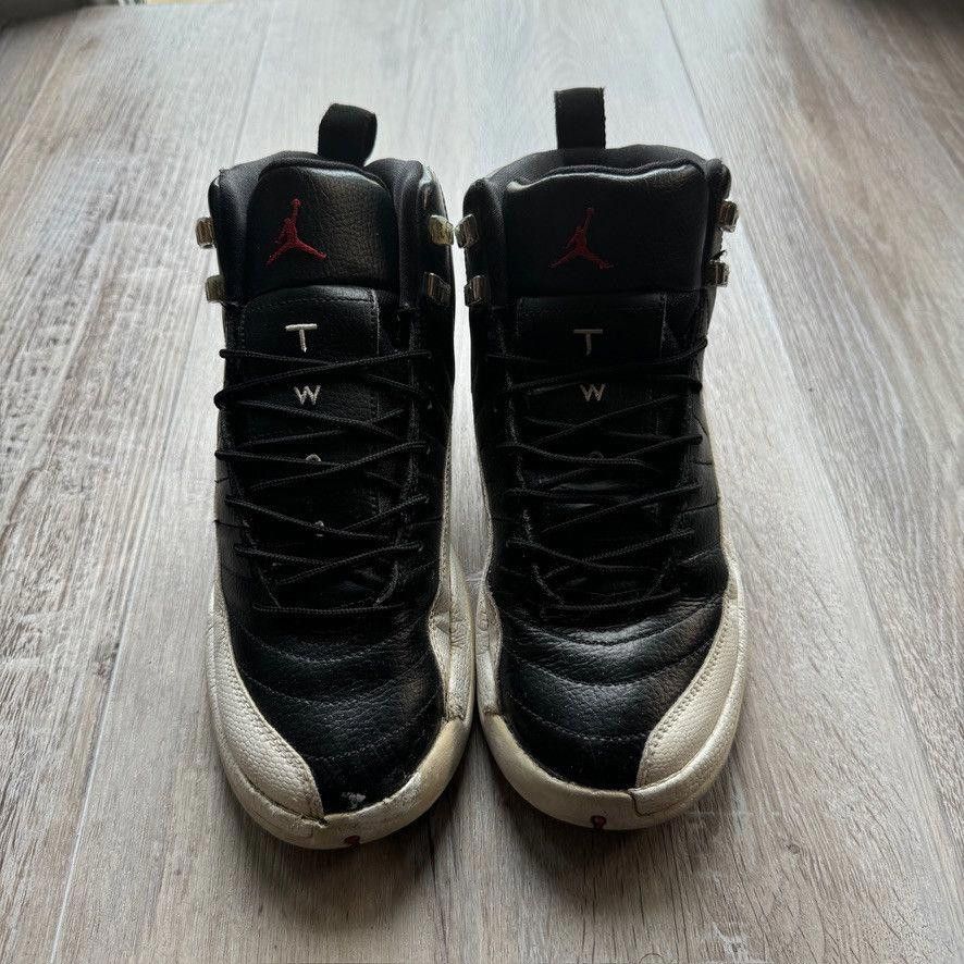 Nike NIKE • JORDAN 12 GS Retro "2022 Playoffs" (7M) Size US 7 / EU 40 - 5 Thumbnail