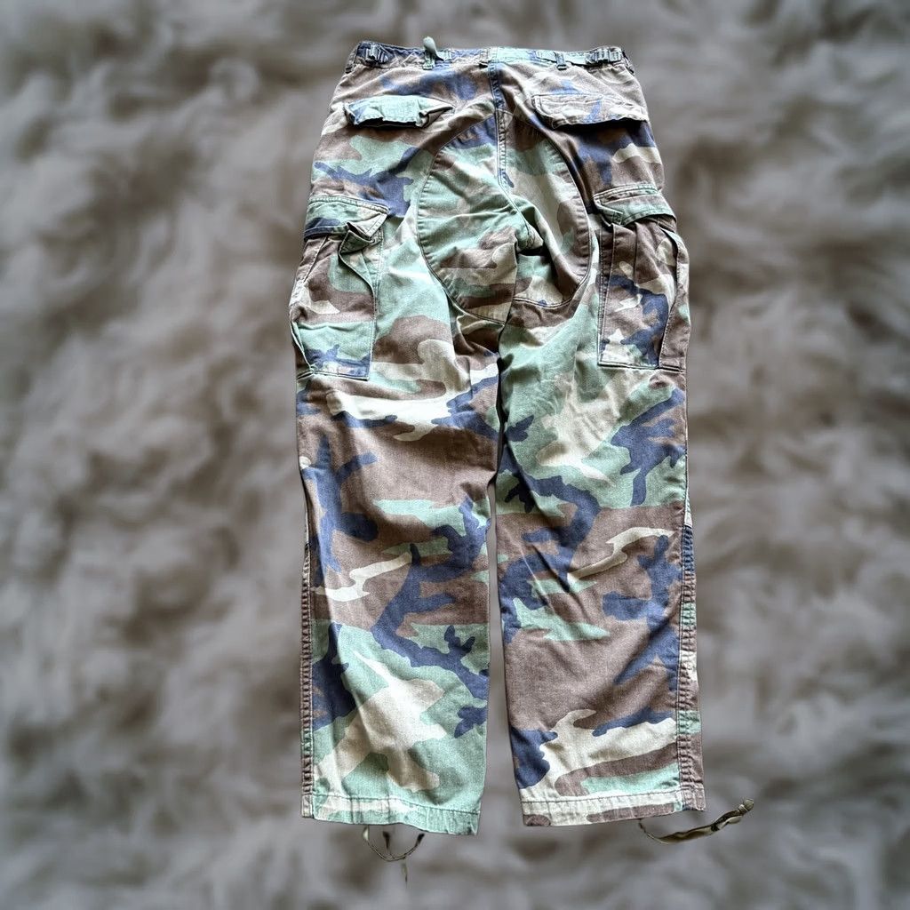 Vintage Y2K Army Camo Cargo Pants Woodland BDU Waist Tabs Ties Baggy Mens 30x28 Size US 30 / EU 46 - 1 Thumbnail