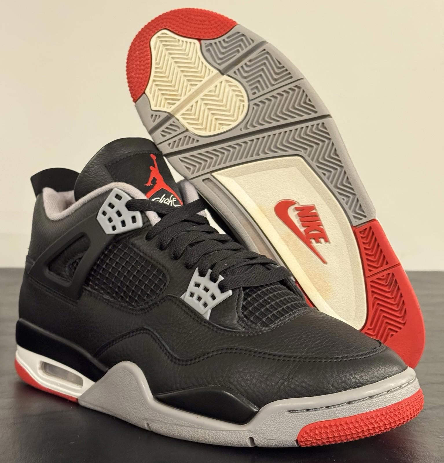 Jordan Brand Size 10.5 - Air Jordan 4 Retro Bred Reimagined Size US 10.5 / EU 43-44 - 6 Thumbnail