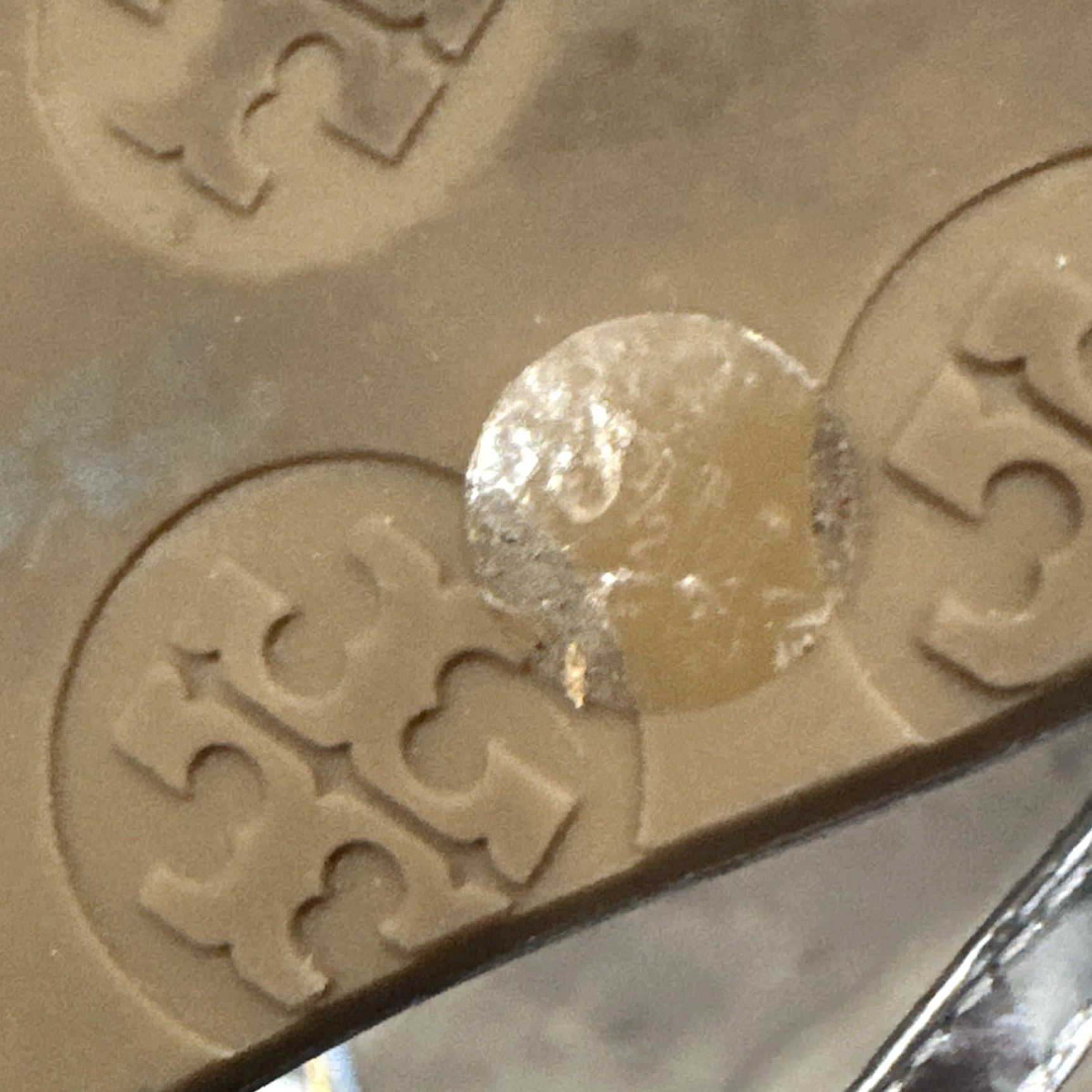 Tory Burch TORY BURCH ALI SILVER LEATHER THONG SANDALS FLAT WOMENS SIZE 5.5 M Size US 5.5 / IT 35.5 - 4 Thumbnail