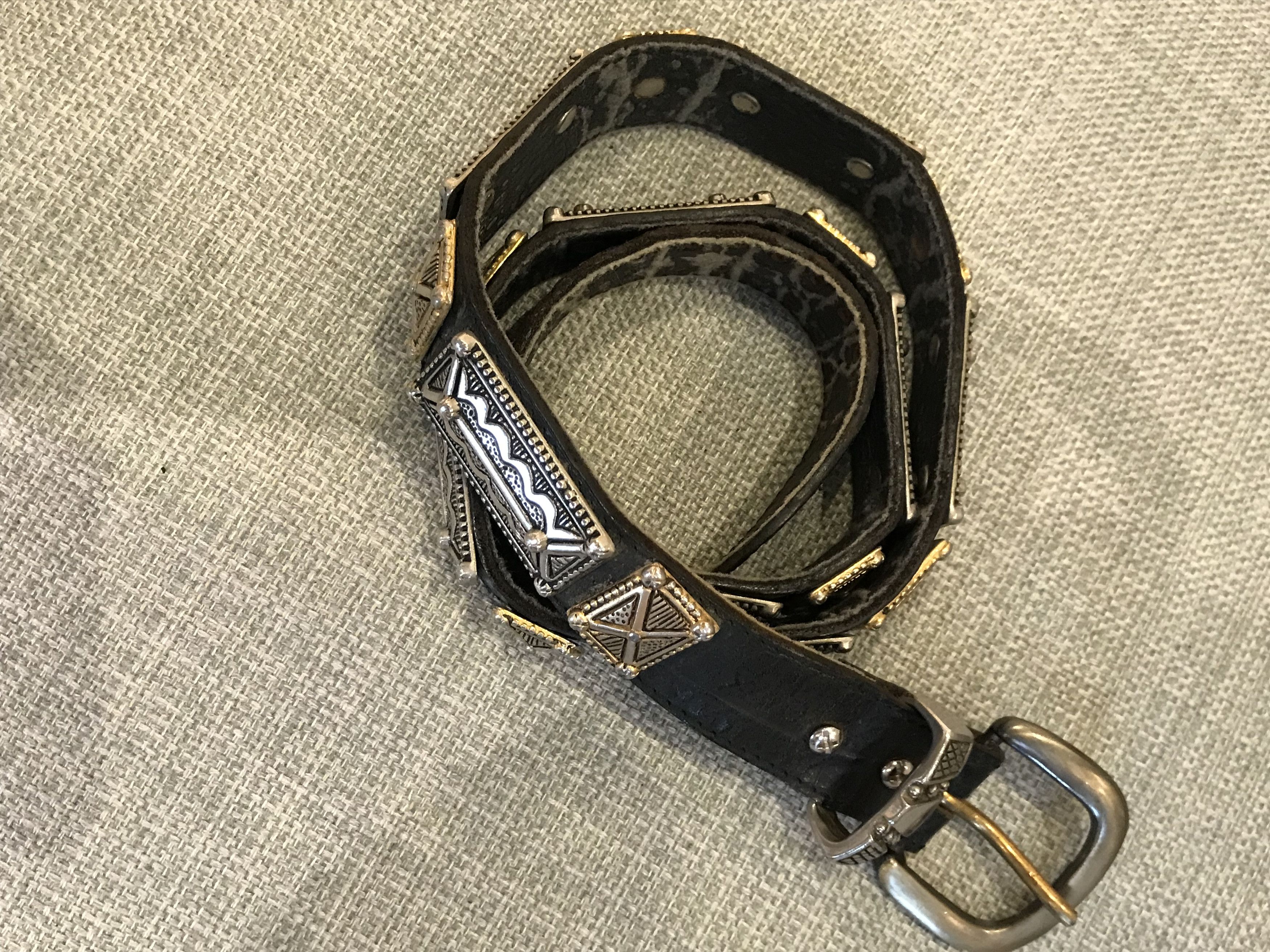 Vintage 🔥 Rare 🔥 Vintage EA Belts Studed Chrome Size ONE SIZE - 2 Thumbnail