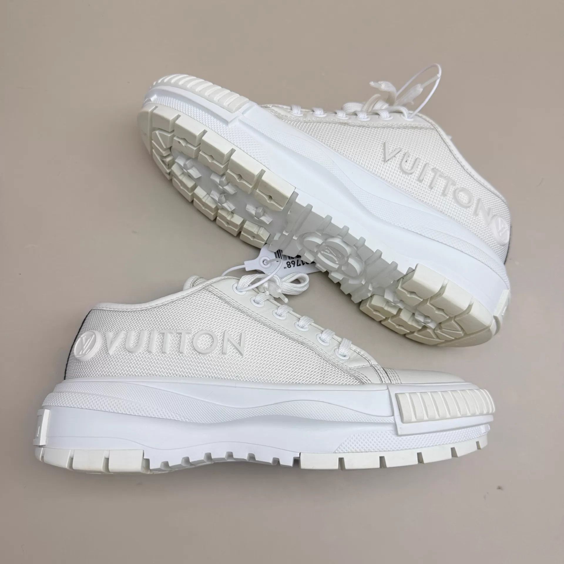 Louis Vuitton LV Monogram White Brown Biscuit Sneakers 36.5 99 New Size US 6 / IT 36 - 4 Thumbnail