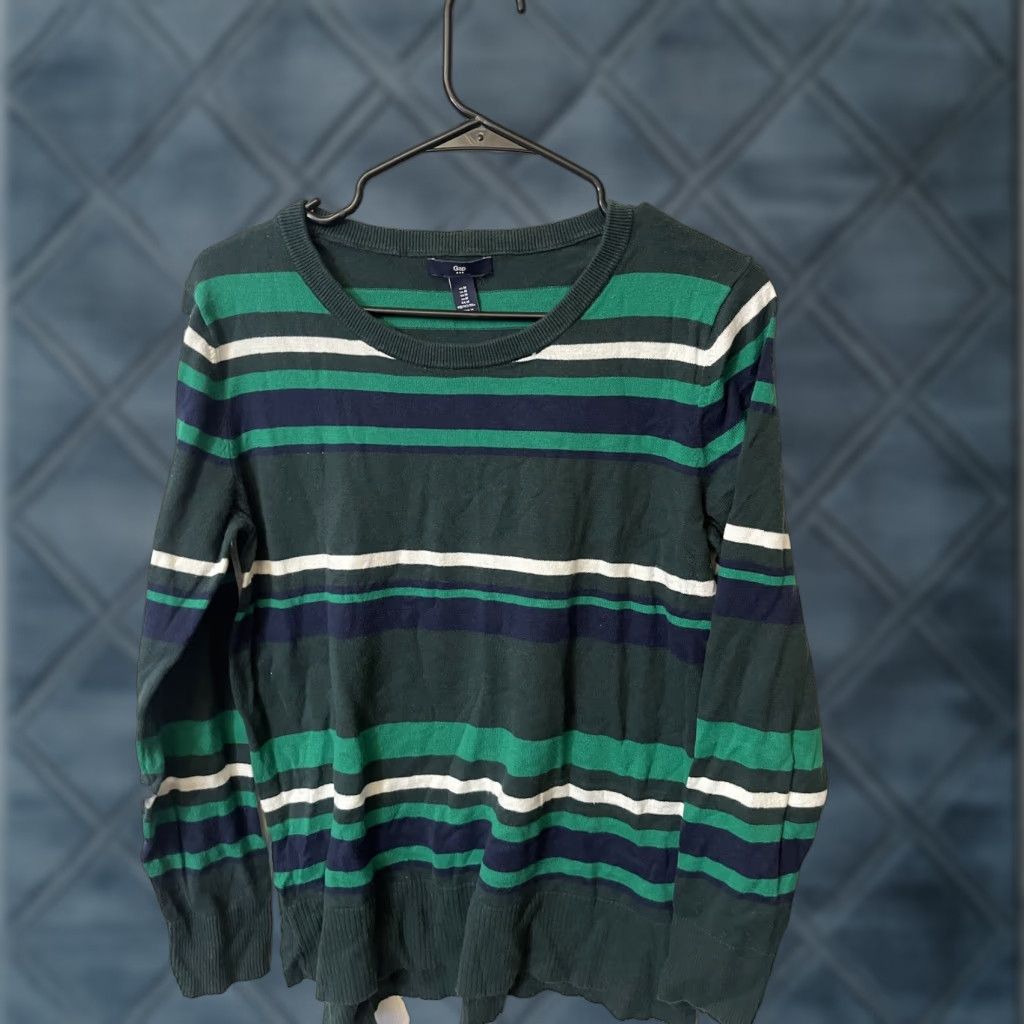 Gap VINTAGE Gap Sweater Shirt Women Round Neck Long Sleeve Size M Green Striped Basic Oversized Mens Womens Size M / US 6-8 / IT 42-44 - 1 Thumbnail