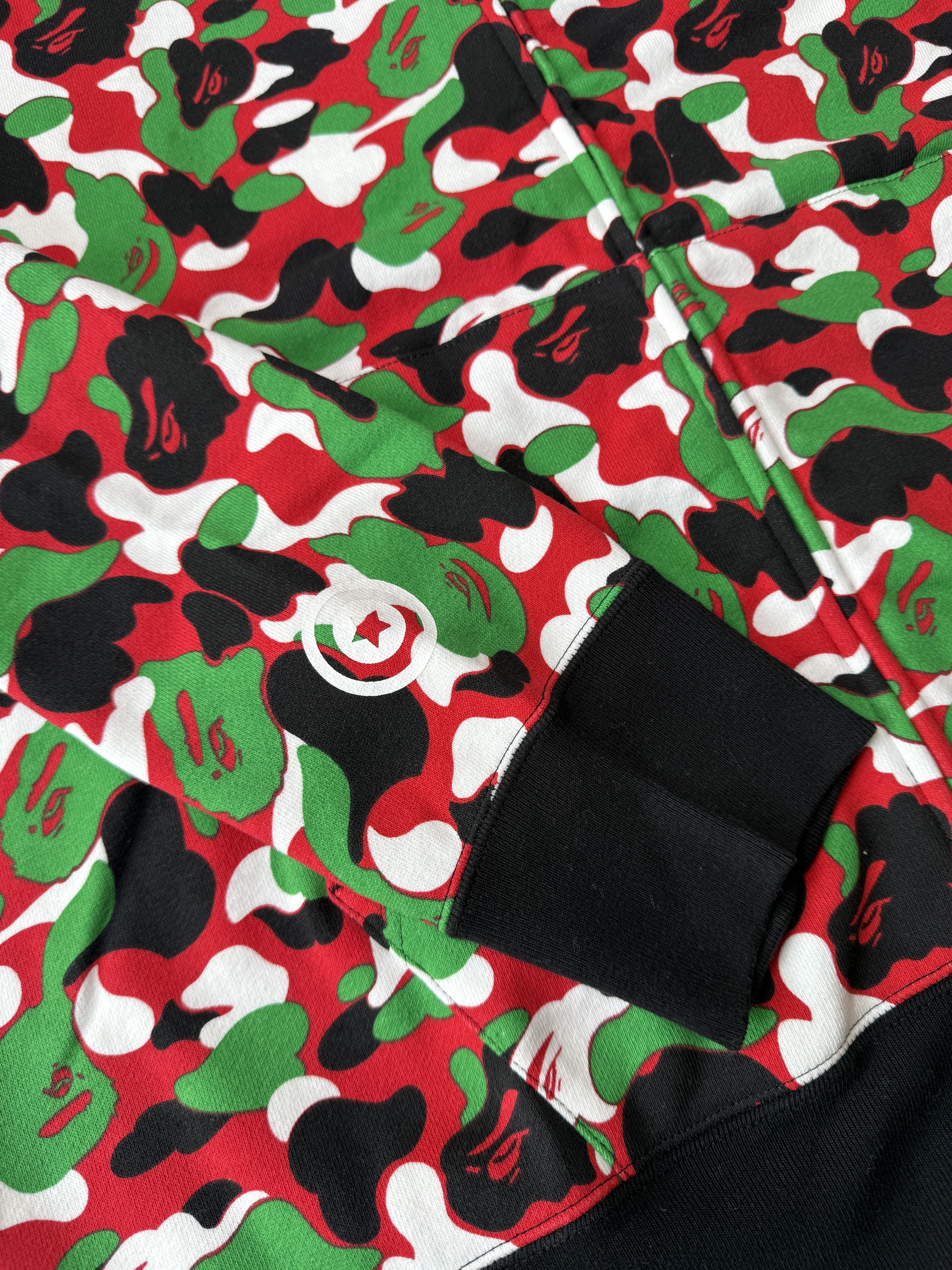 Bape BAPE DUBAI SEPARATE SHARK FULL ZIP HOODIE Size US XL / EU 56 / 4 - 11 Thumbnail