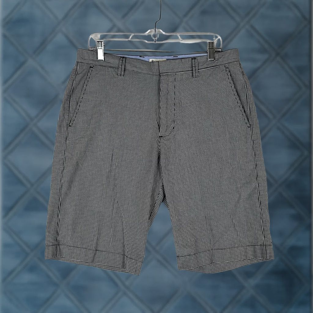 J.Crew J. Crew Rivington Shorts Mens 32 Gray Plaid Cotton Beach Golf Zip Fly Chino Straight Leg Pocketed 100% Cotton Summer Style Mens Size US 32 / EU 48 - 1 Thumbnail