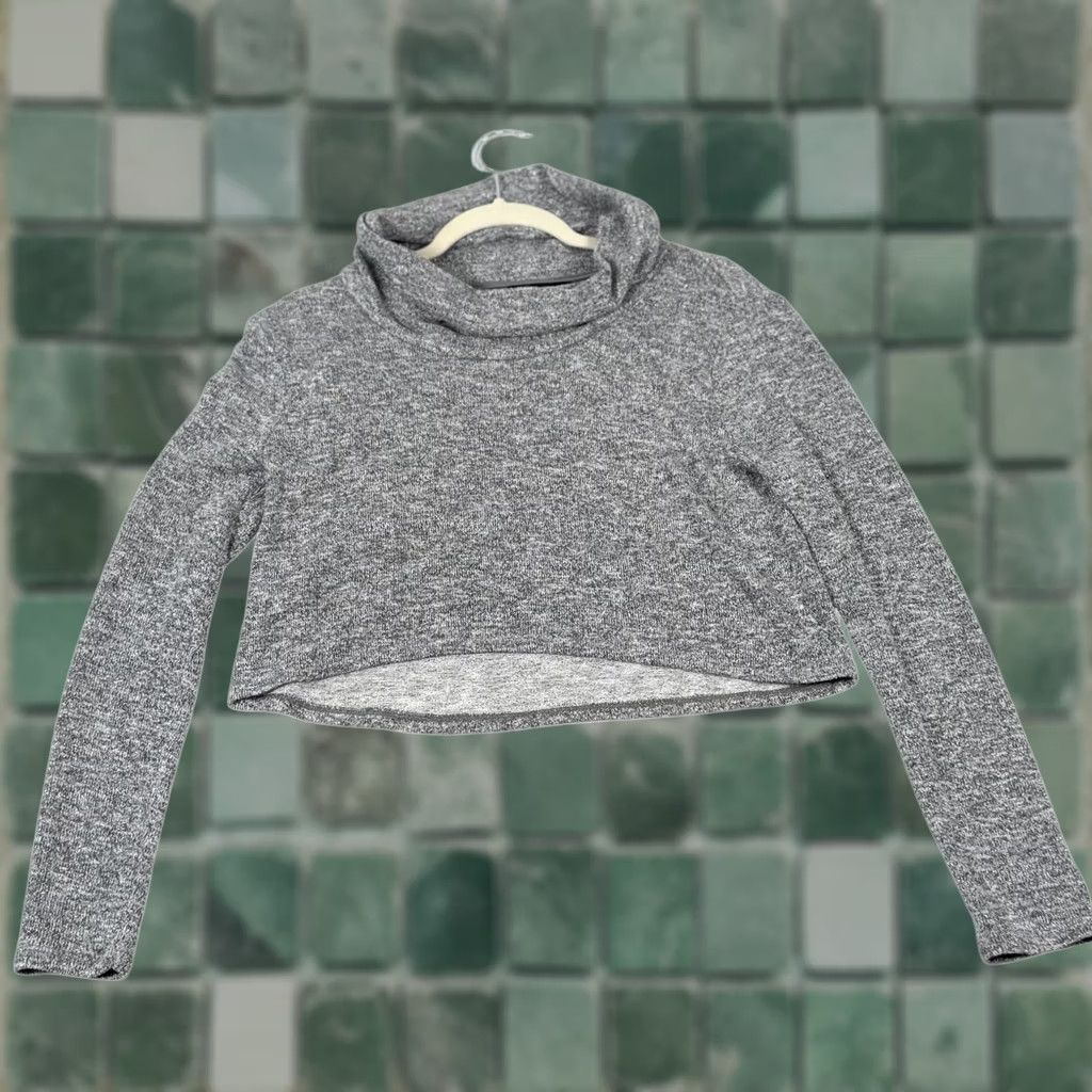 White House Black Market White House Black Market Sweater Small Gray Silver Metallic Cowl Neck Knit Cropped Sparkle Festive Size S / US 4 / IT 40 - 1 Thumbnail