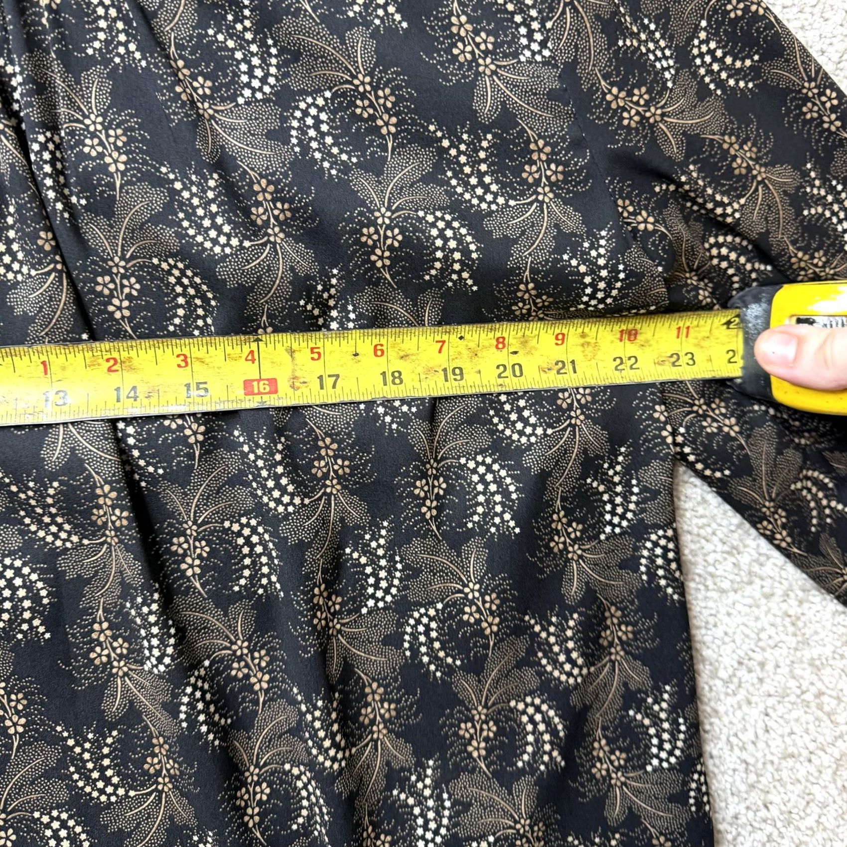 Ann Taylor Ann Taylor Blouse Womens XL Black Floral Button Front Long Sleeve Lightweight Size XL / US 12-14 / IT 48-50 - 5 Thumbnail
