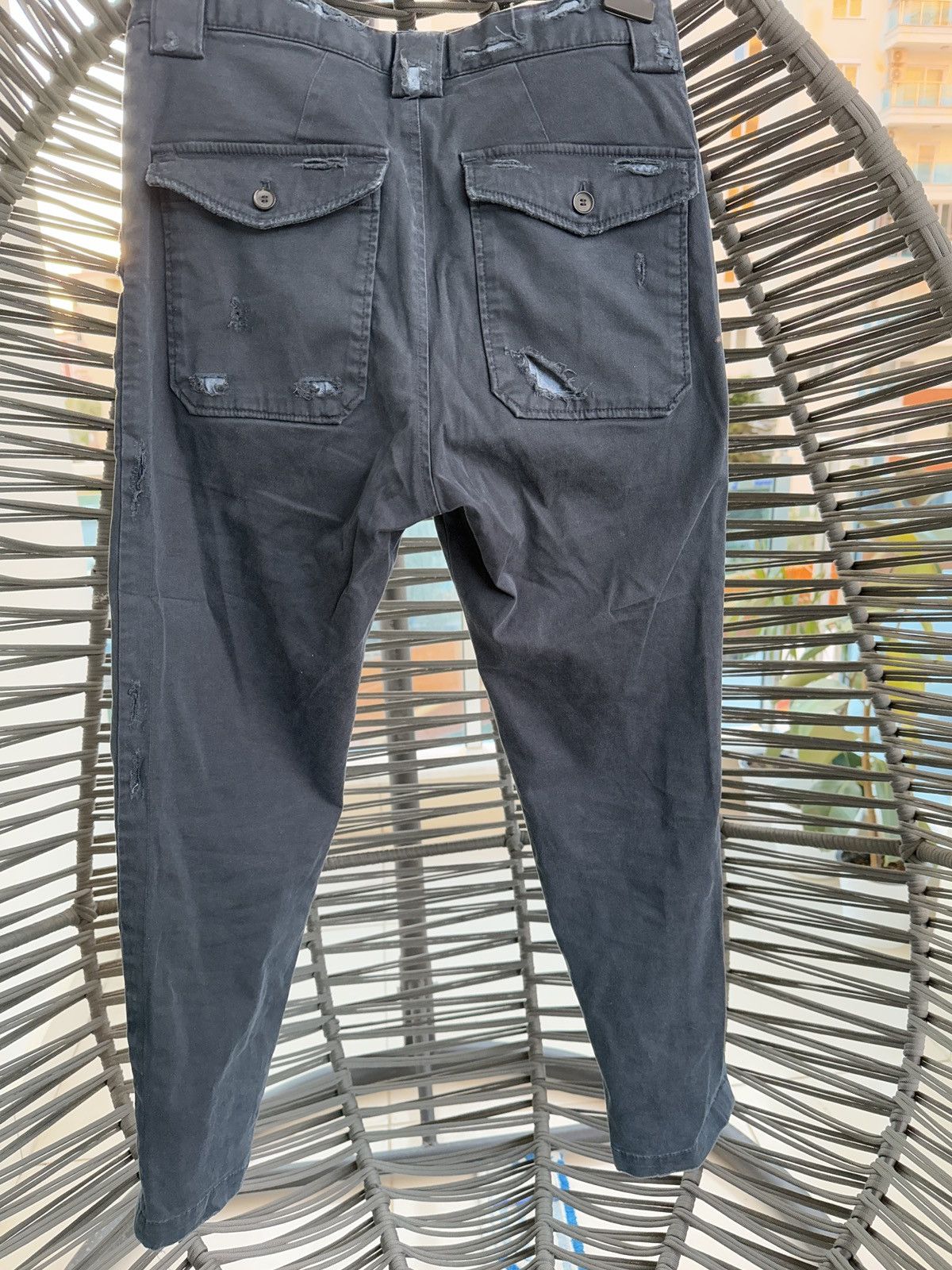 Maison MIHARA YASUHIRO Blue distressed chinos Size US 29 - 2 Thumbnail