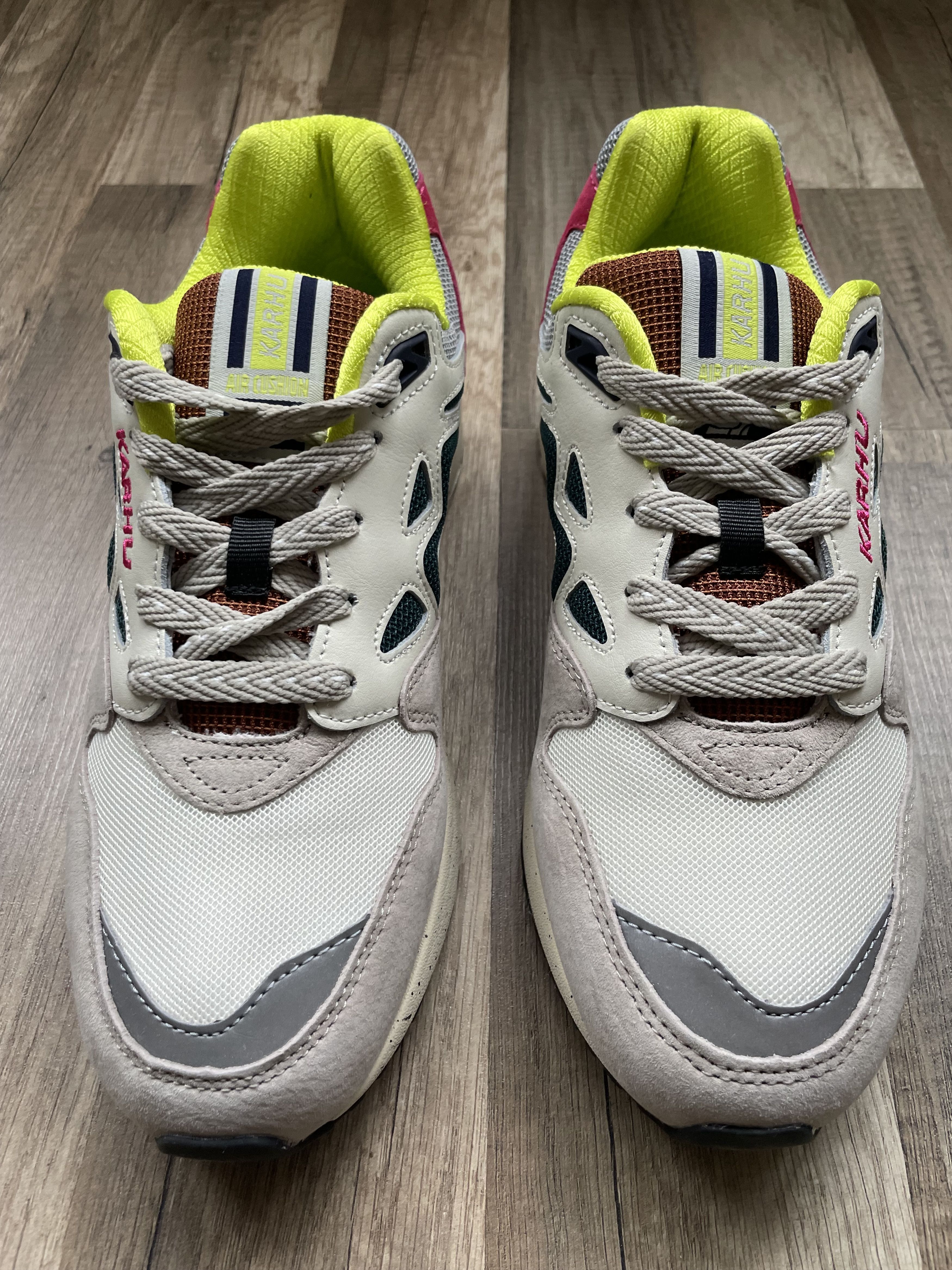 Karhu Karhu Legacy 96 'Flow State' Size US 8 / EU 41 - 12 Thumbnail