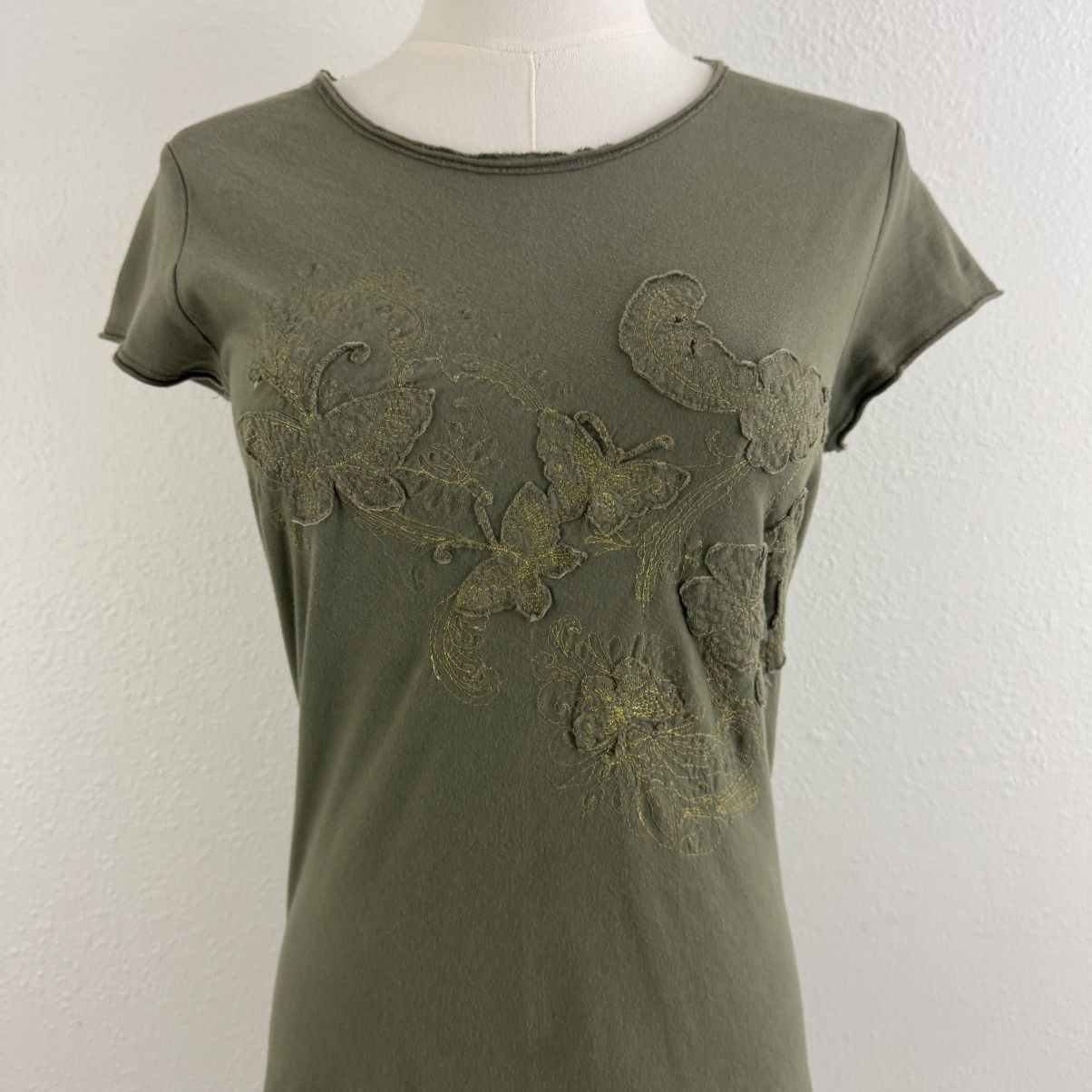Express EXPRESS Y2K Green Floral Butterfly Grunge Short Sleeve Tee Size M / US 6-8 / IT 42-44 - 2 Thumbnail