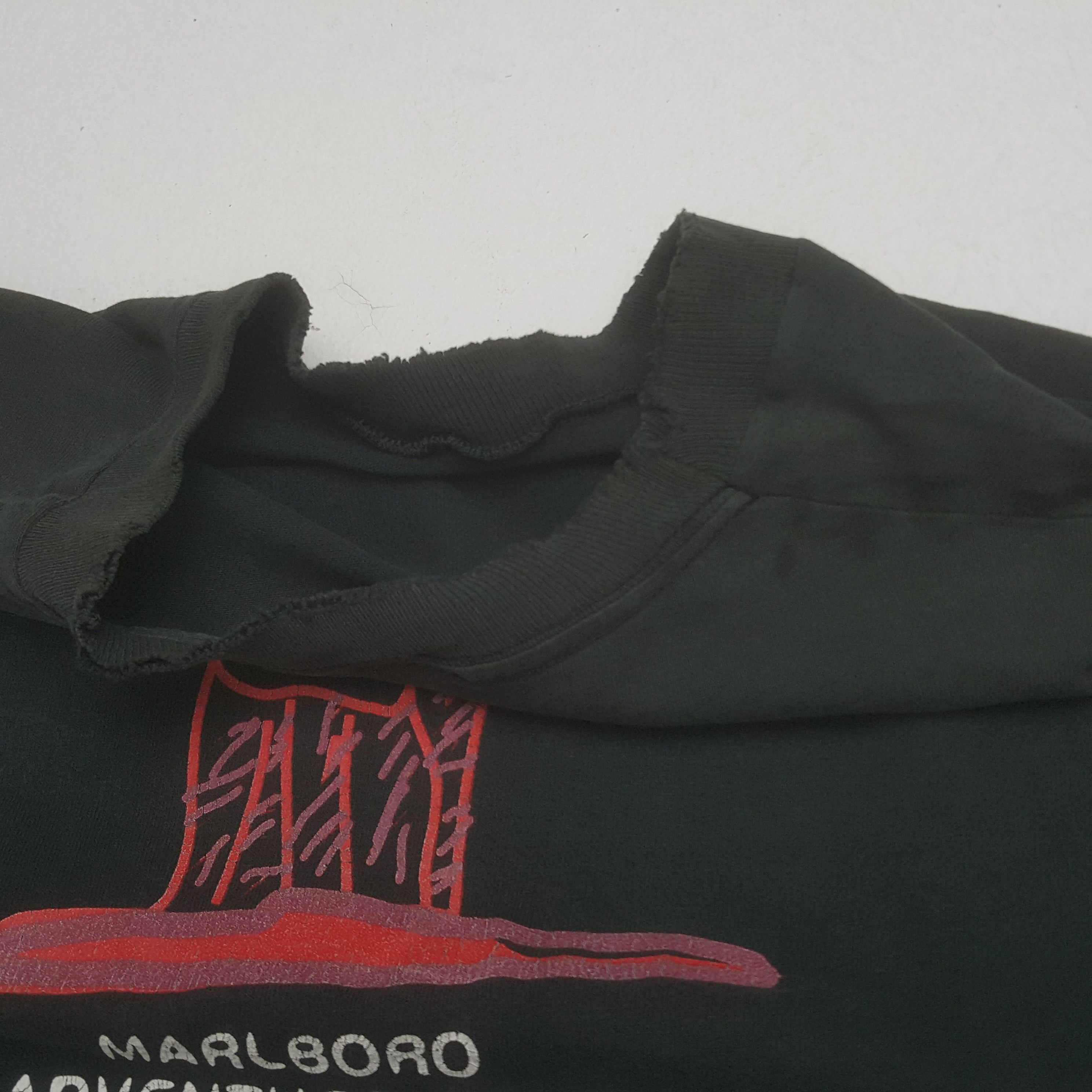 Marlboro × Vintage Vintage Marlboro Adventure Team Promo Distressed Tshirt Size US L / EU 52-54 / 3 - 10 Thumbnail