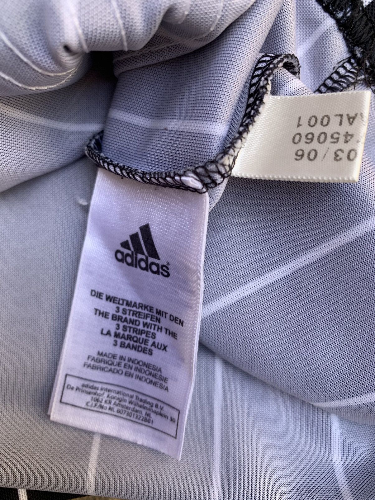 Adidas Original vintage 2006 World-Cup Germany jersey Size US L / EU 52-54 / 3 - 6 Thumbnail