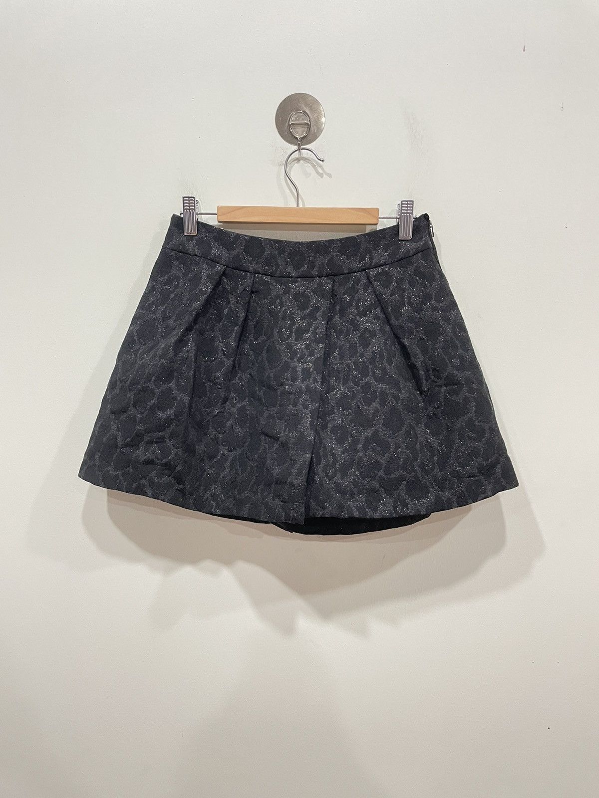 Lanvin Lanvin Loose Shorts Size 25" / US 0 / IT 36 - 1 Thumbnail
