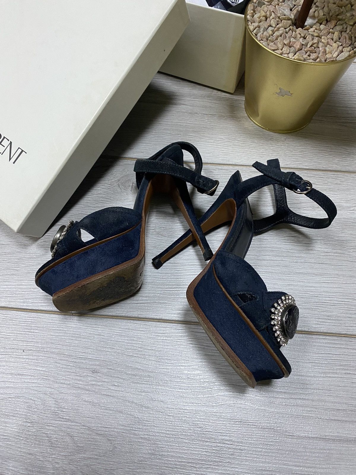 Yves Saint Laurent Yves Saint Laurent with box suede Rive Gauche vintage heels Size US 5 / IT 35 - 9 Thumbnail