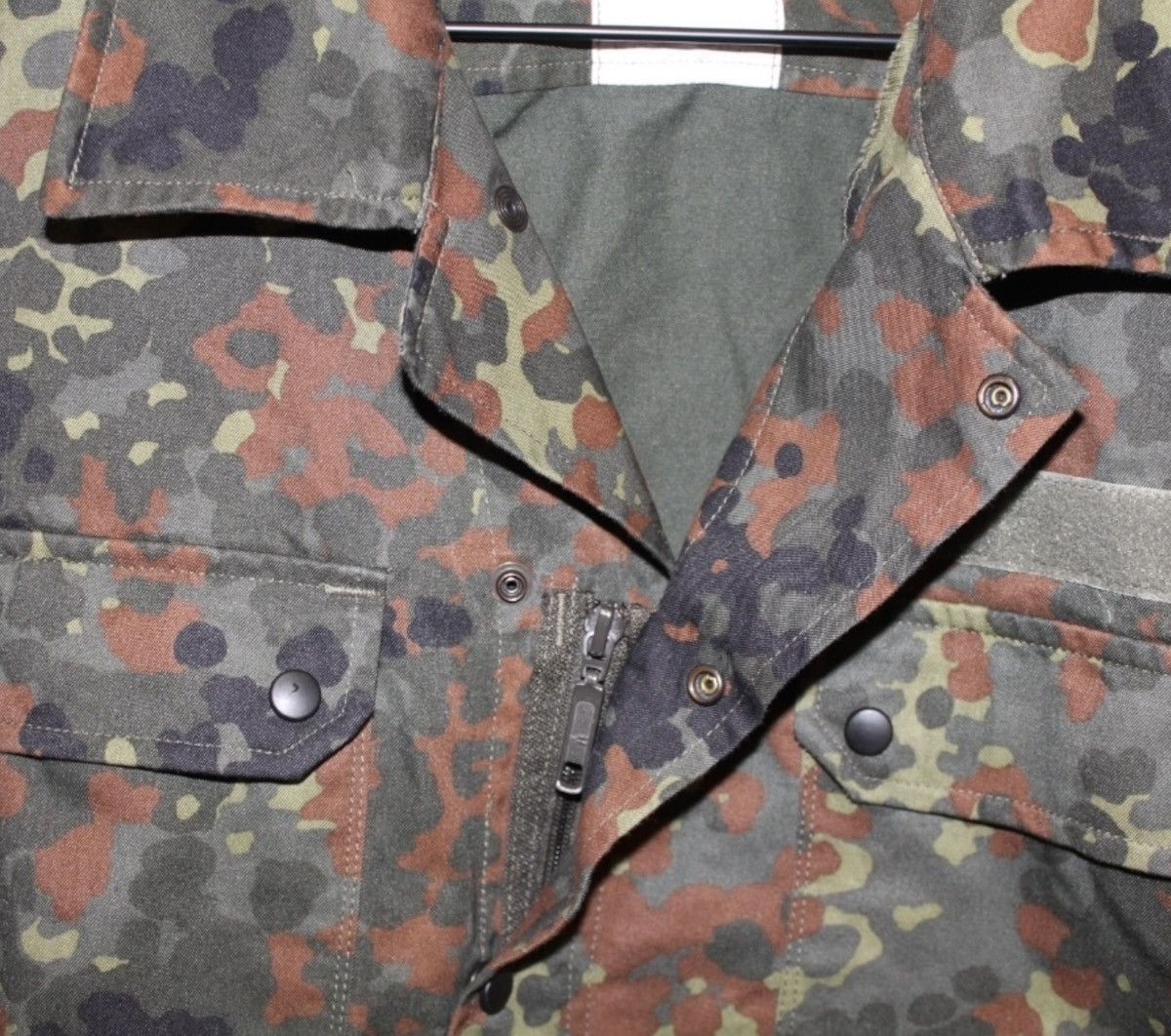 Vintage Vintage German Bundeswehr Flecktarn Camo Jacket Large Size US L / EU 52-54 / 3 - 4 Thumbnail
