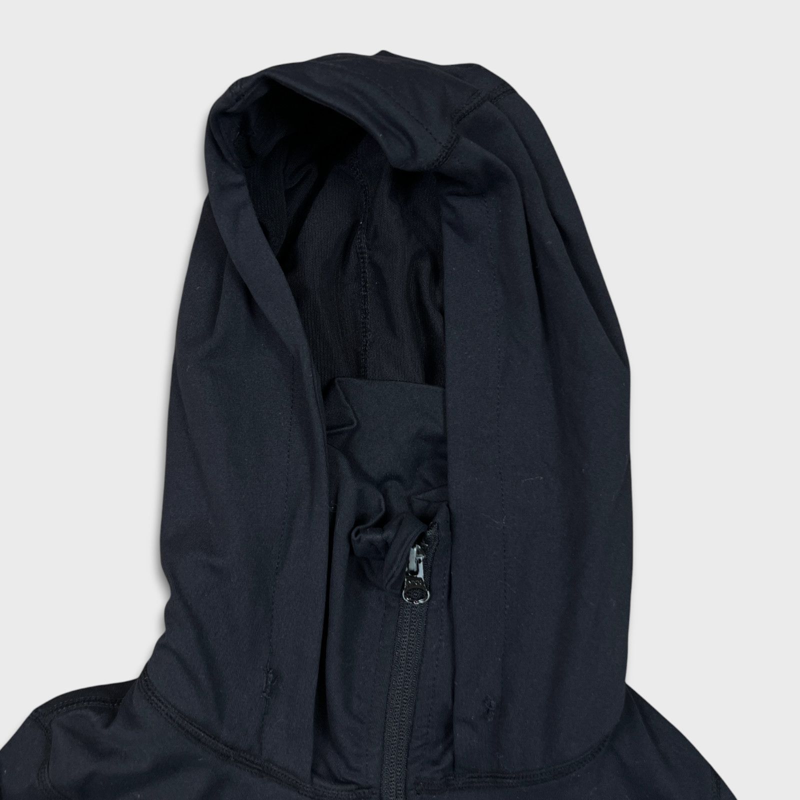 Lululemon Lululemon In Stride Jacket Full Zip Hooded Active Thumbholes Size S / US 4 / IT 40 - 2 Thumbnail