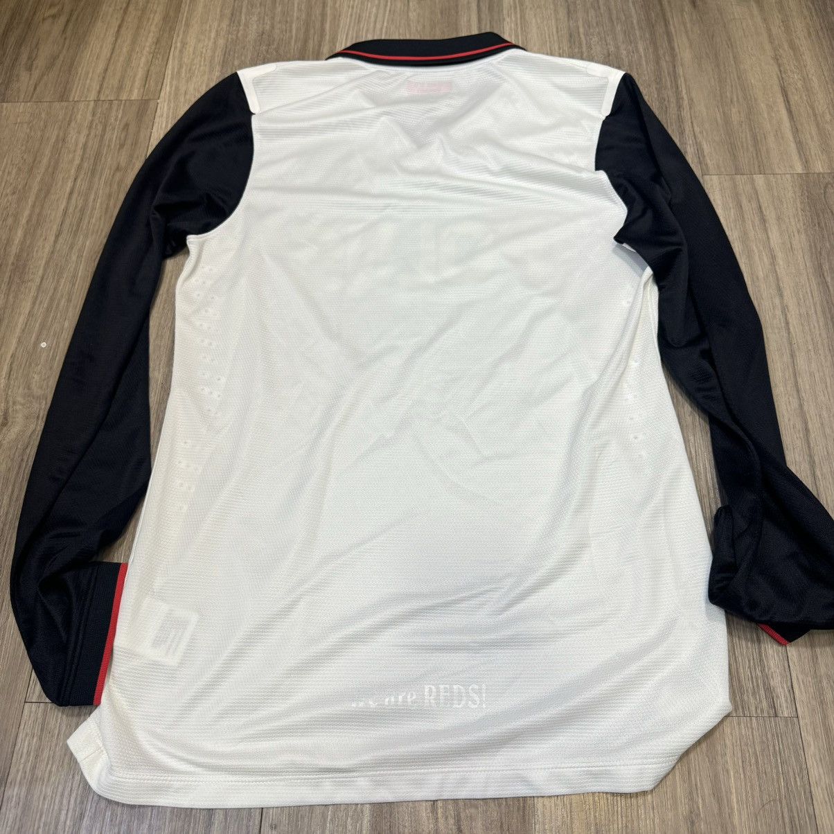 Nike Urawa Reds 2014 L/S match spare shirt Size US L / EU 52-54 / 3 - 2 Thumbnail