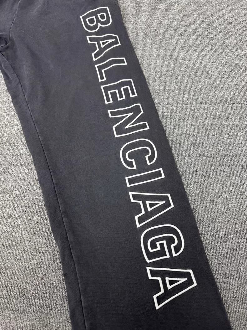 Balenciaga Balenciaga's new wash made old gray big logo pants Size US 28 / EU 44 - 3 Thumbnail