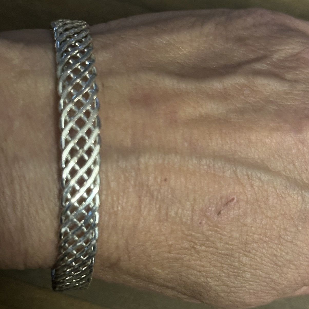Other Silver tone open weave bangle bracelet Size ONE SIZE - 2 Thumbnail