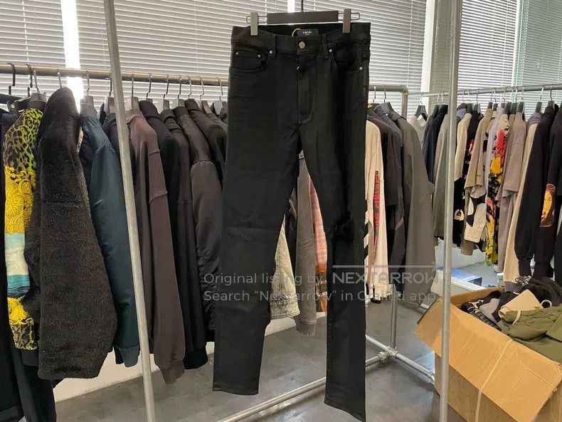 Amiri Size 36 Wax knees destroy jeans