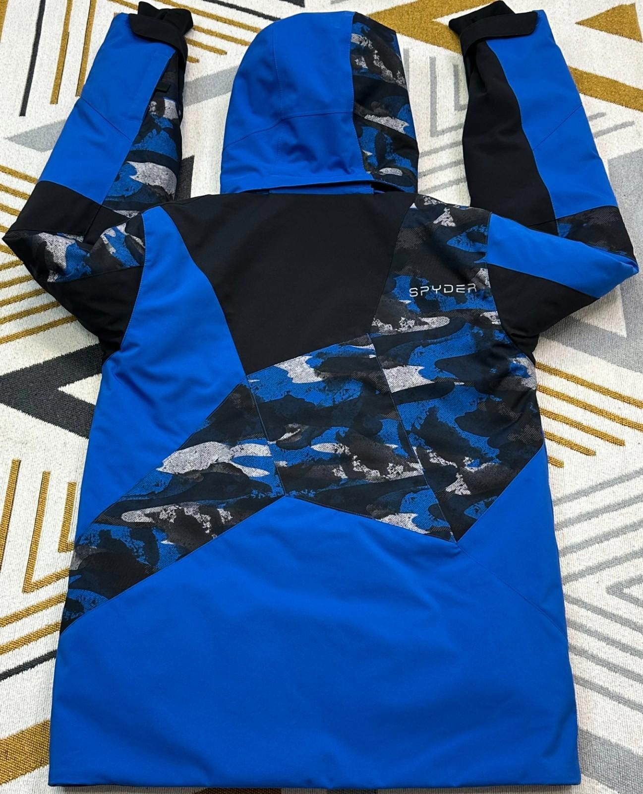 Spyder SPYDER BOYS KIDS SKI SNOWBOARD WATERPROOF JACKET SIZE 16 L Size US L / EU 52-54 / 3 - 5 Thumbnail