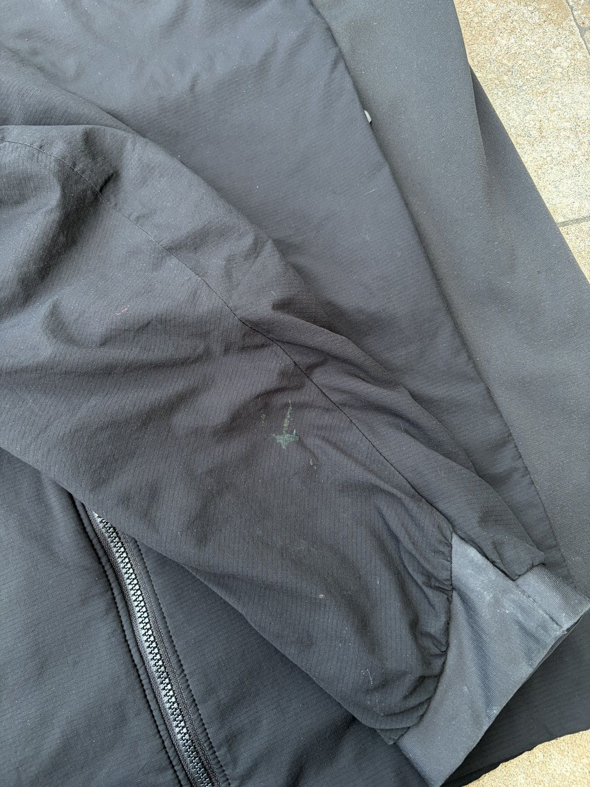 Arc'teryx Arc’teryx Atom LT ‘Black’ Size US M / EU 48-50 / 2 - 10 Thumbnail