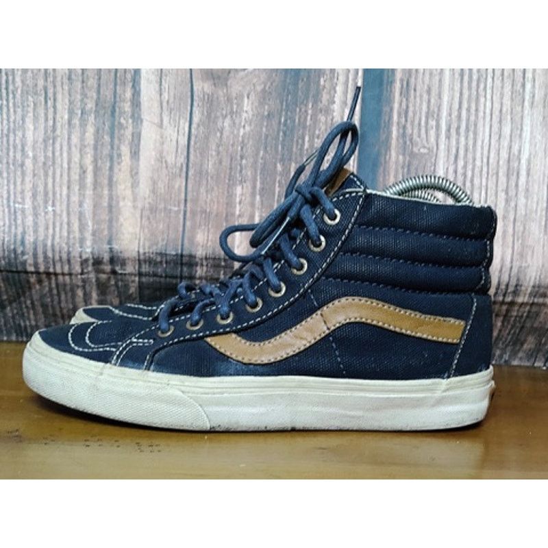 Vans Vans Sk8-Hi Unisex High Top Navy Blue Size M6.5 W8 Lace Up Size US 6.5 / EU 39-40 - 1 Thumbnail