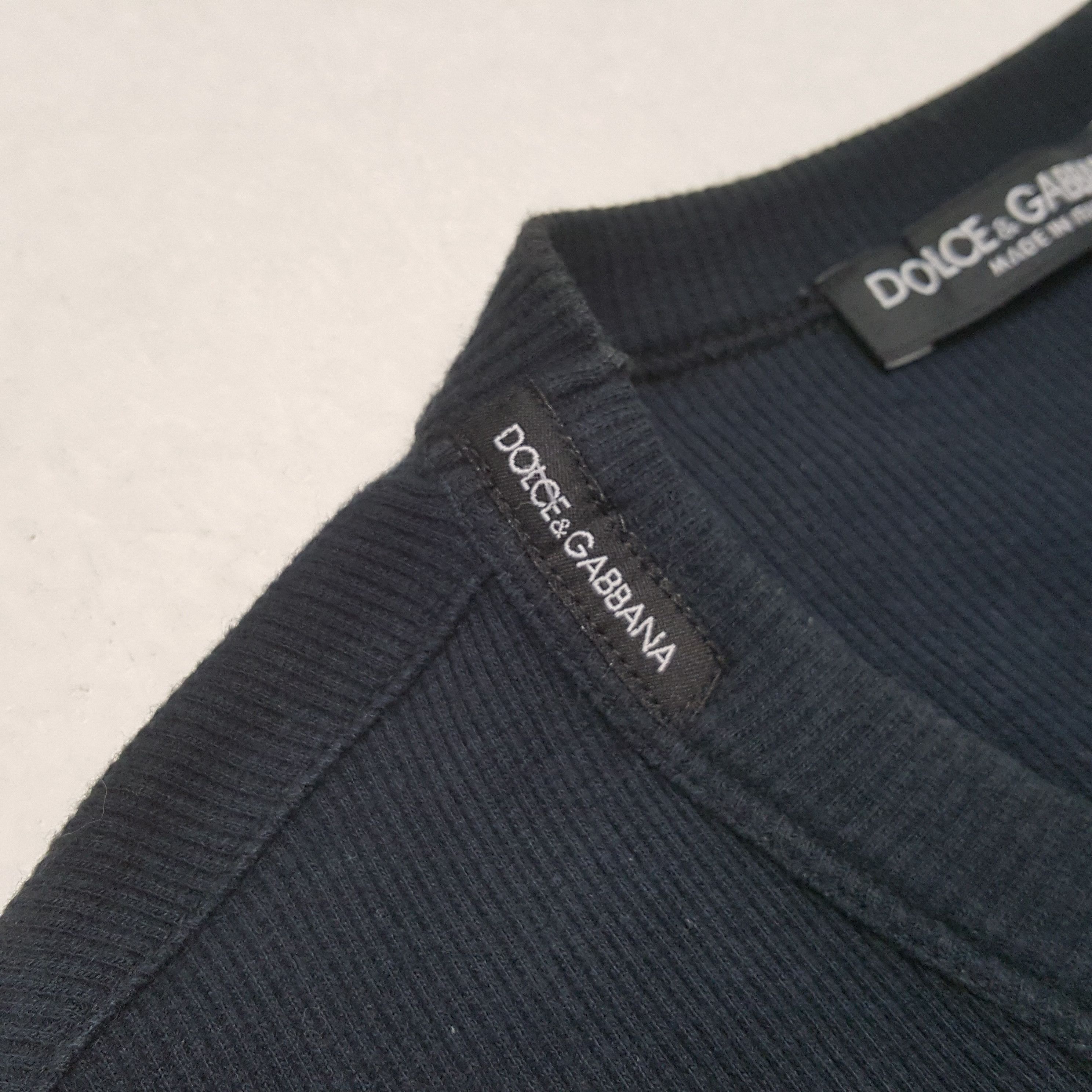 Dolce & Gabbana Vintage Dolce & Gabbana Italian Fashion Brand T-shirt RR27 Size US S / EU 44-46 / 1 - 5 Thumbnail