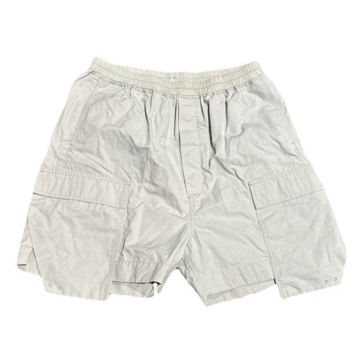 image of Rick Owens Pearl Cargo Shorts in Grey Pearl, Men's (Size 32)
