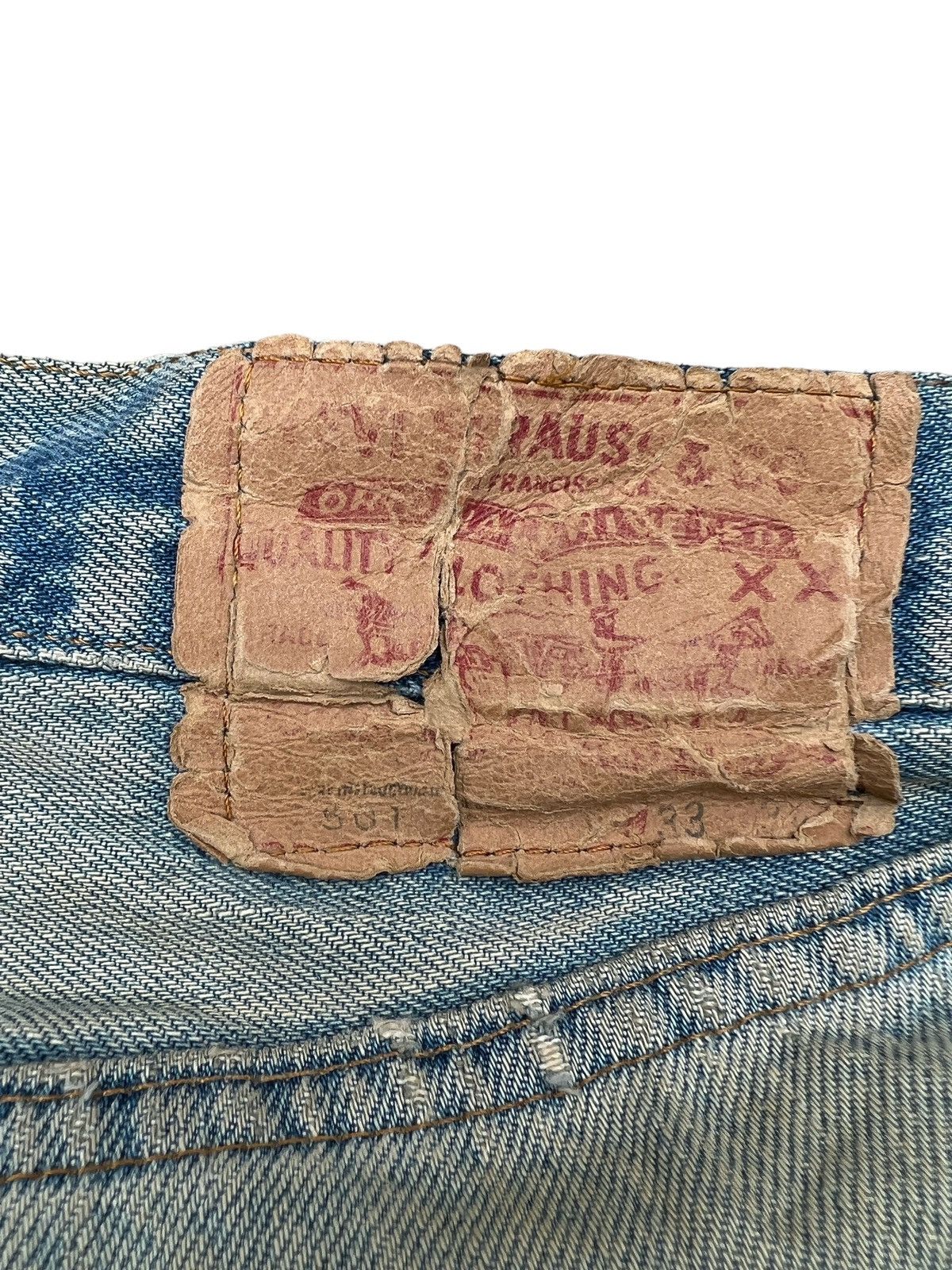 Levi's Vintage Clothing Vintage 80s Levi’s 501 Selvedge Distressed Denim Jeans 32x31 Size US 32 / EU 48 - 15 Thumbnail