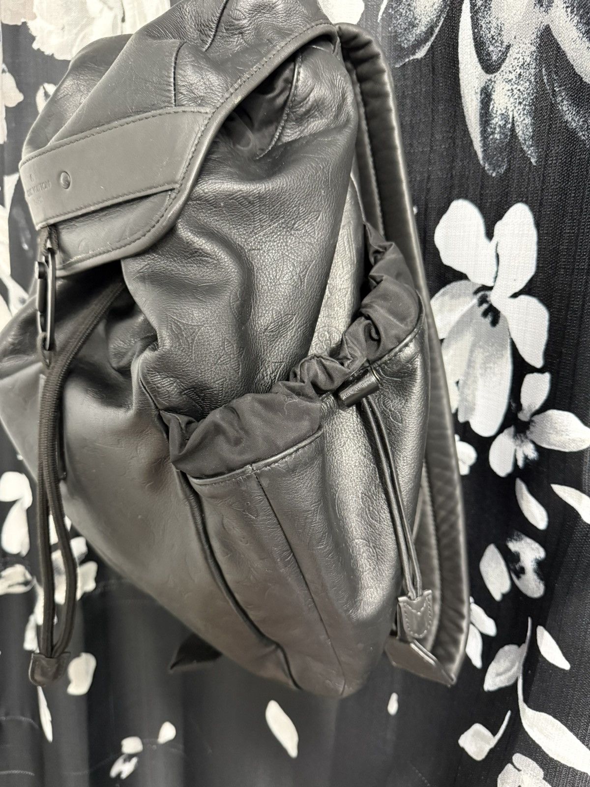 Louis Vuitton Louis Vuitton M43680 Discovery back pack Size ONE SIZE - 3 Thumbnail