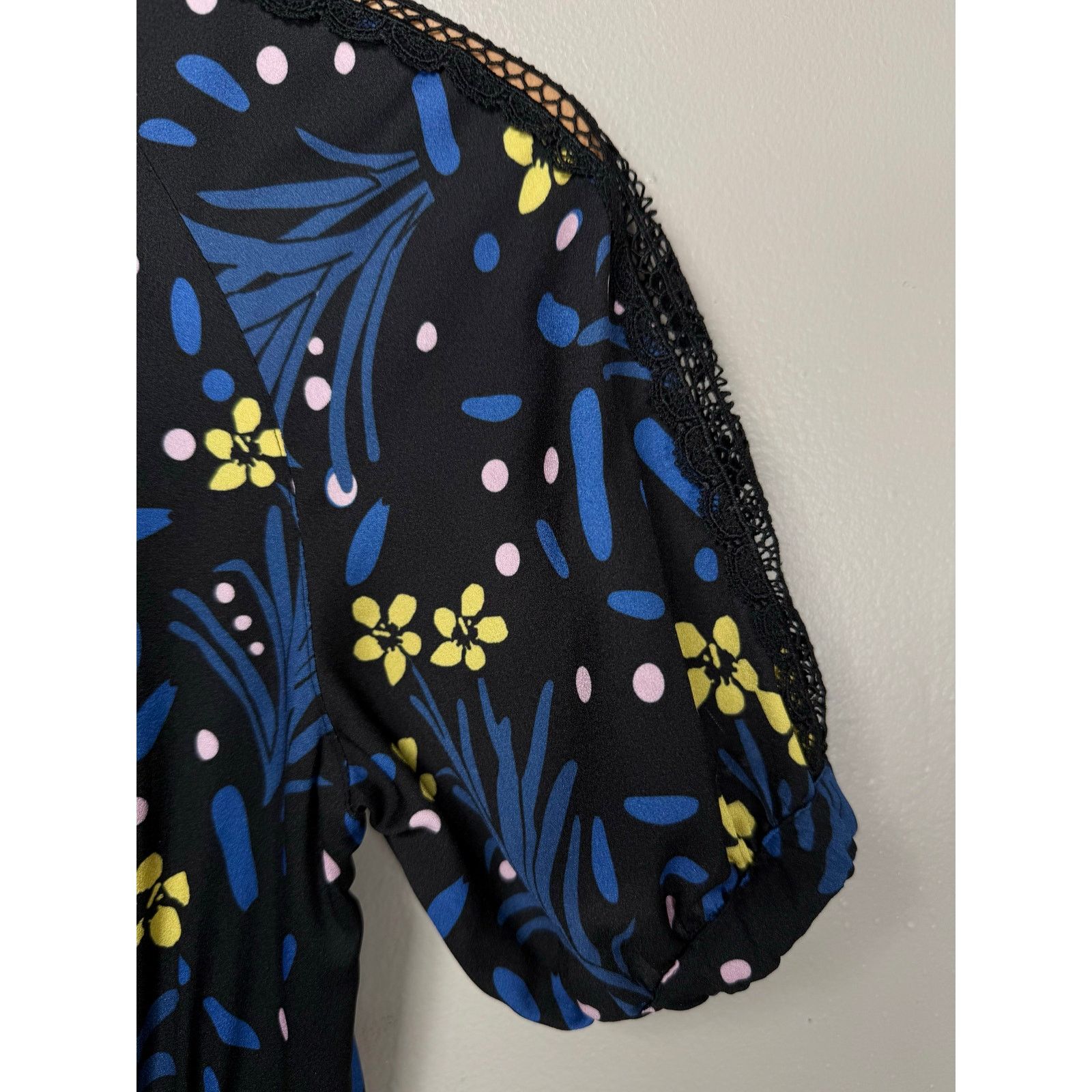 Self-Portrait Self-Portrait Wildflower Printed Mini Dress size 0 $450 Size XS / US 0-2 / IT 36-38 - 10 Thumbnail